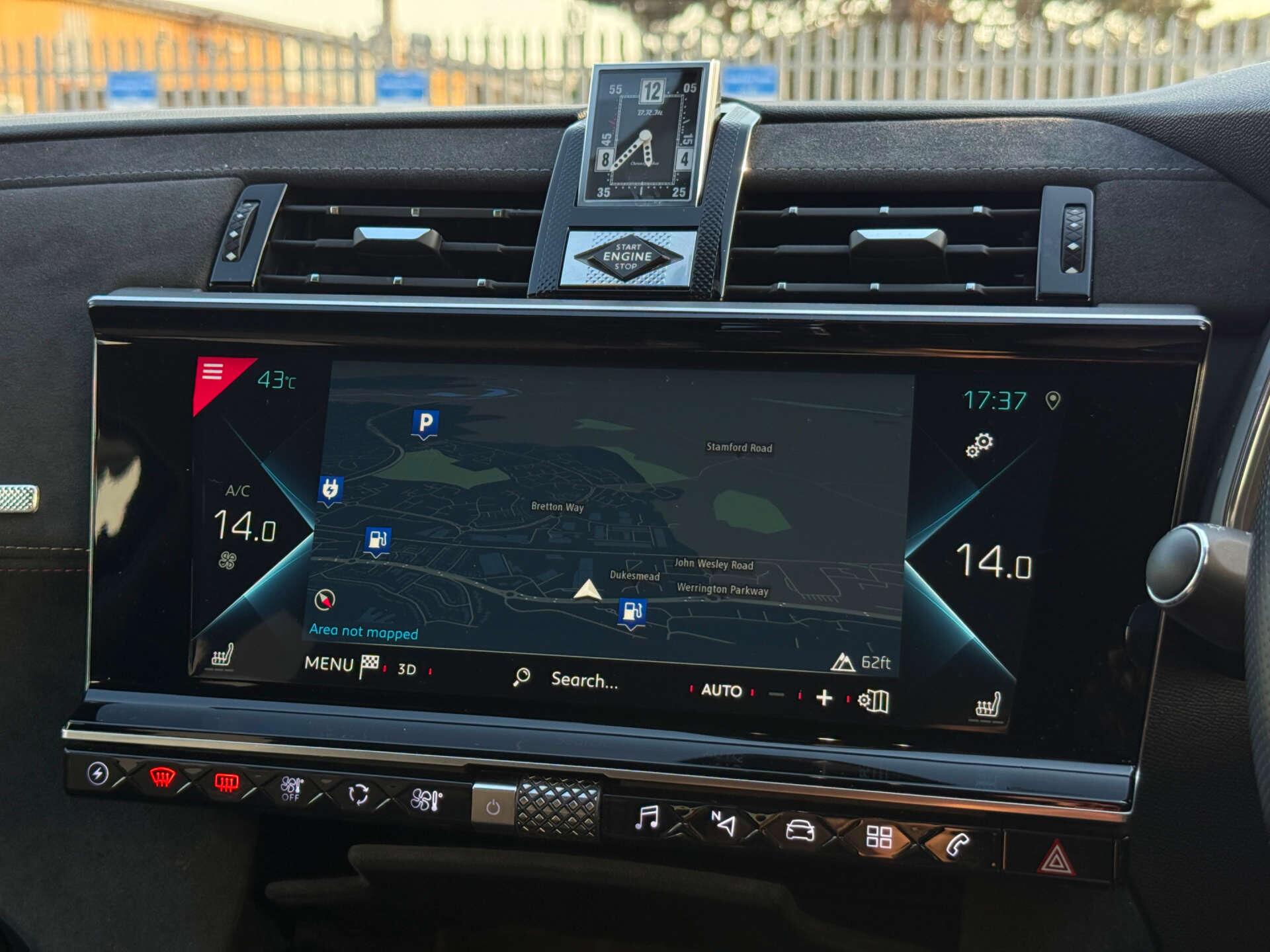 DS Automobiles DS 7 Crossback view 65