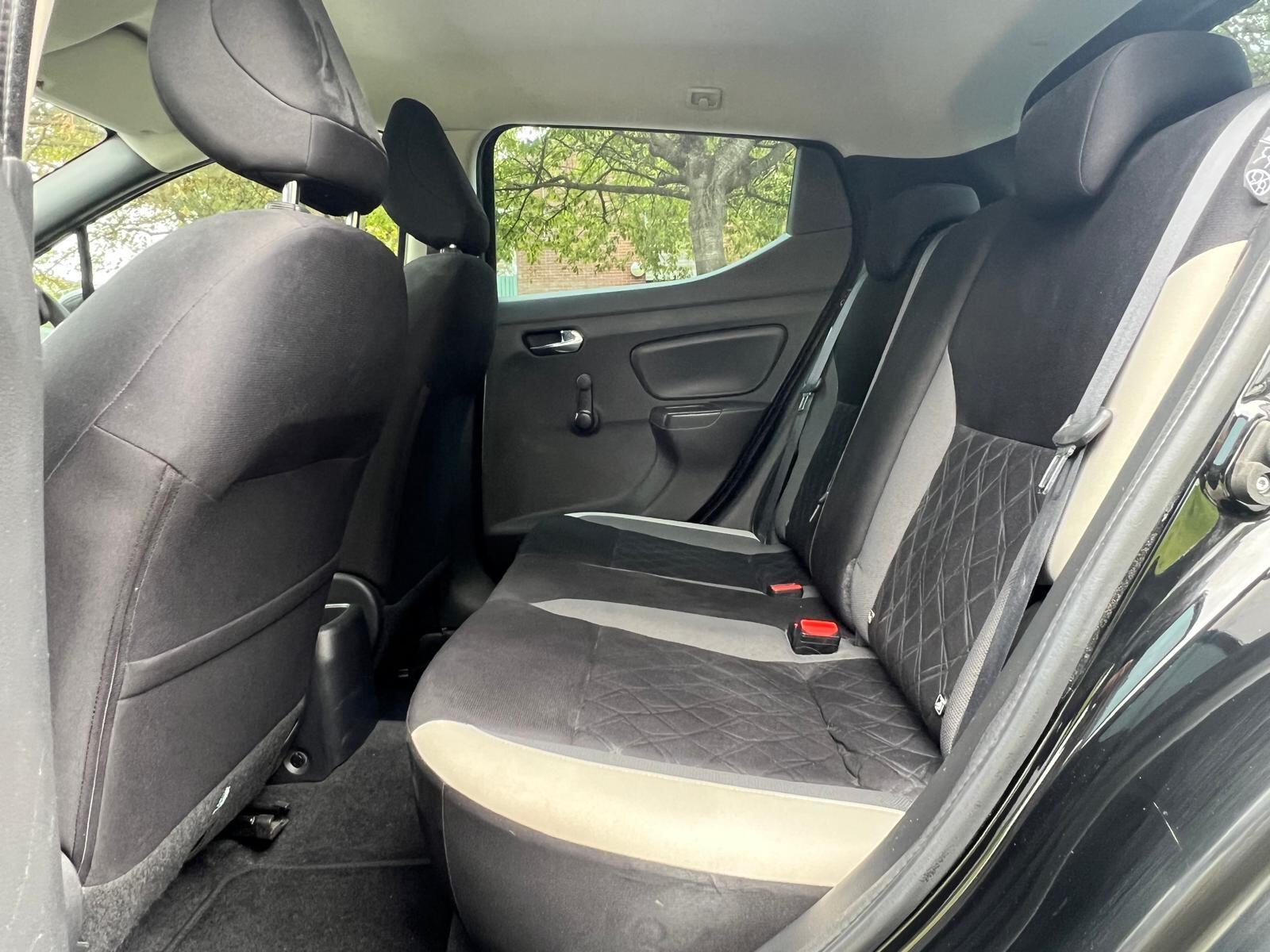 Nissan Micra view 20