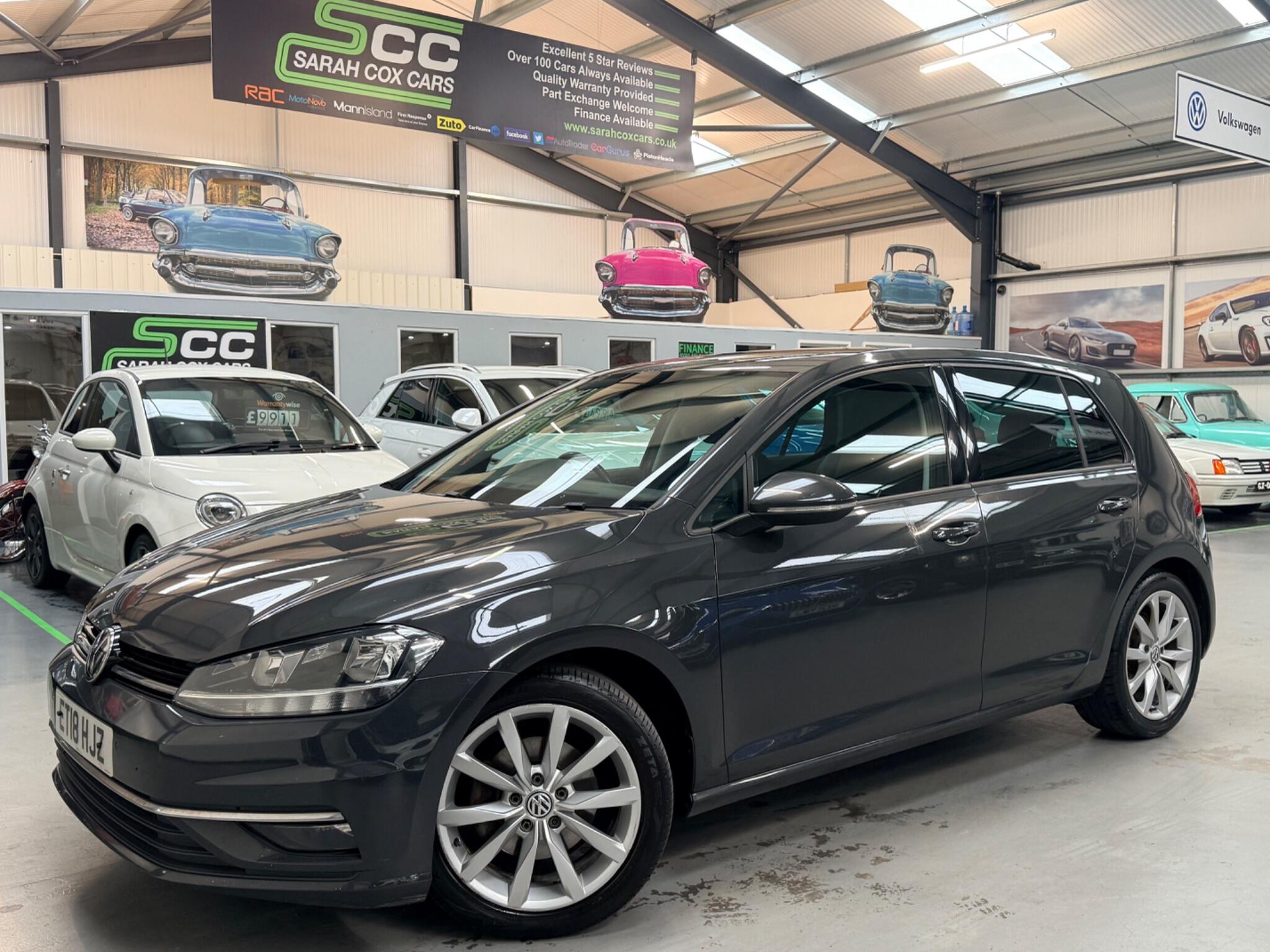 Volkswagen Golf view 6