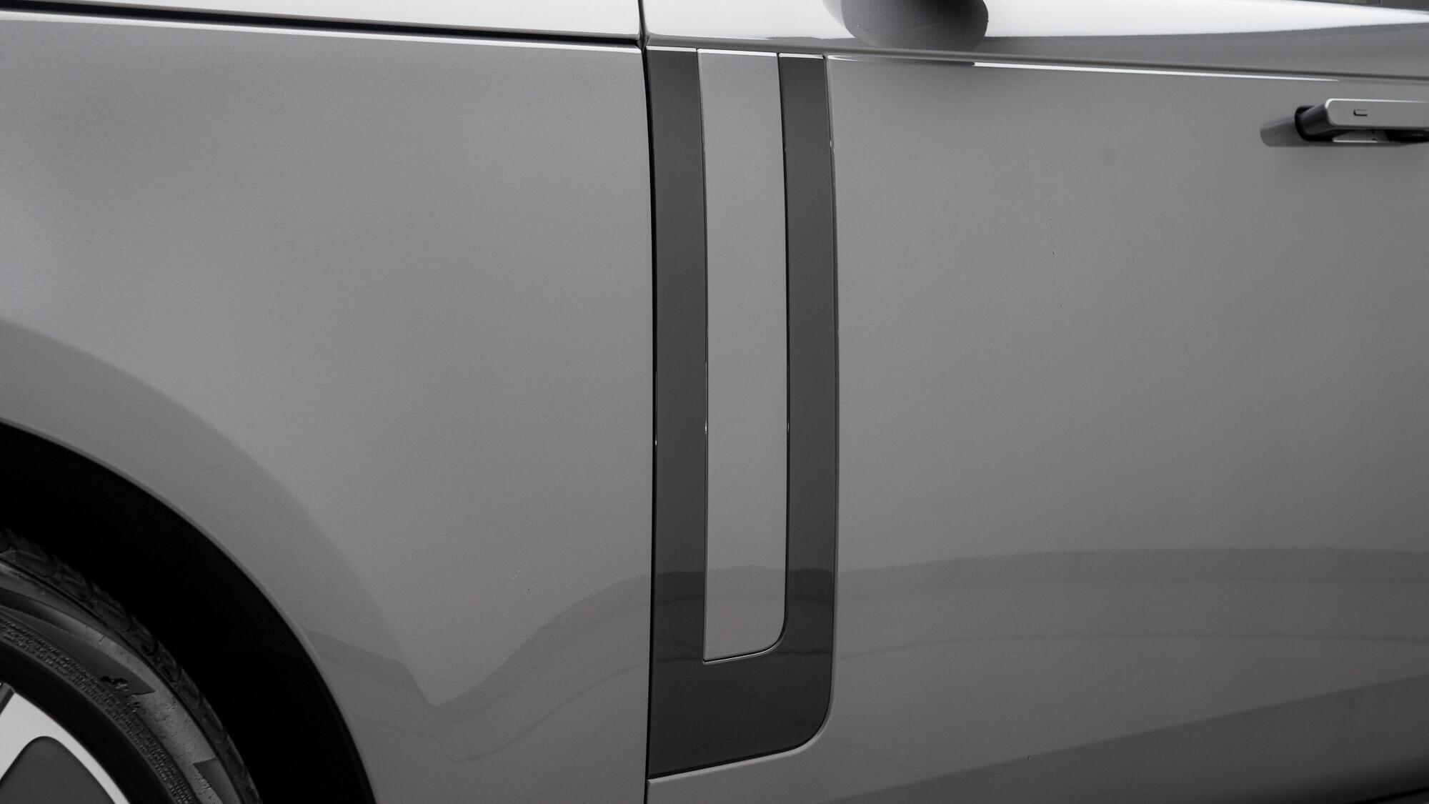 Land Rover Range Rover view 12