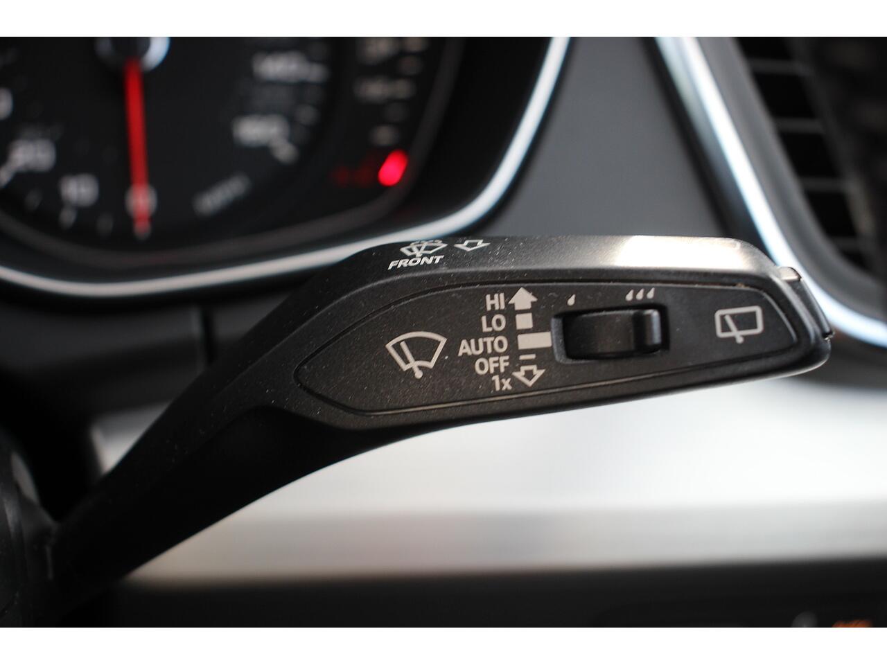 Audi Q5 view 32
