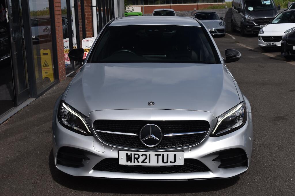 Mercedes-Benz C Class view 3