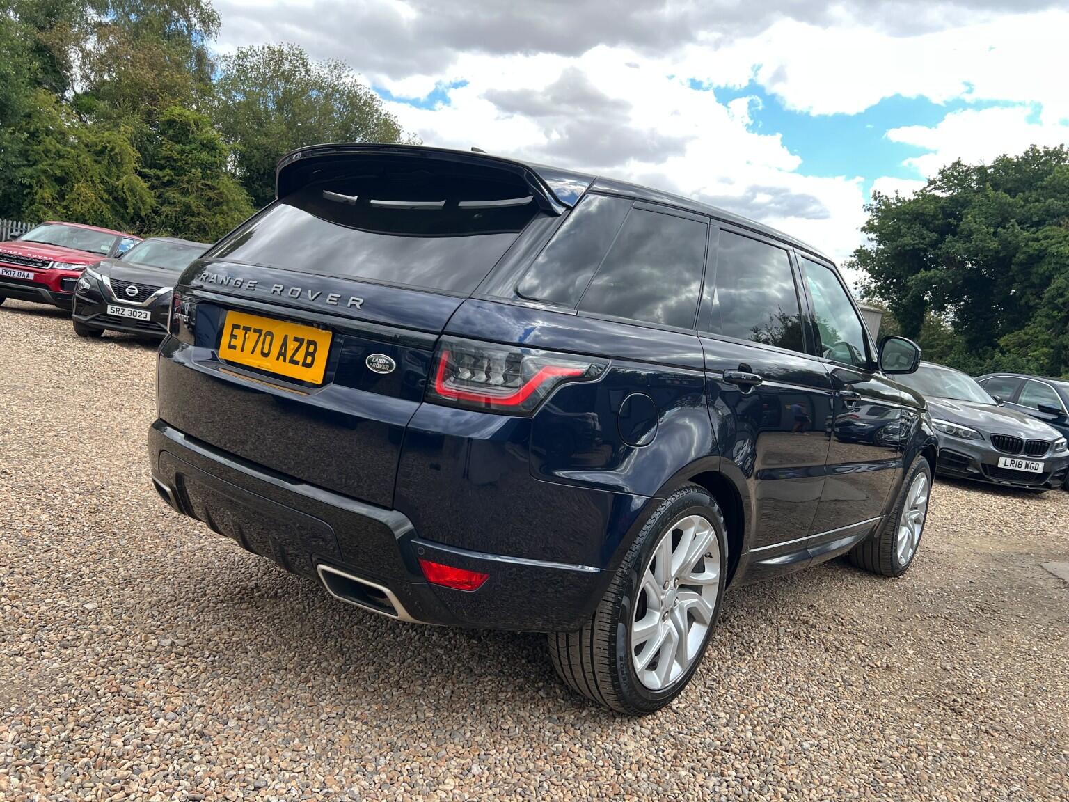 Land Rover Range Rover Sport view 3