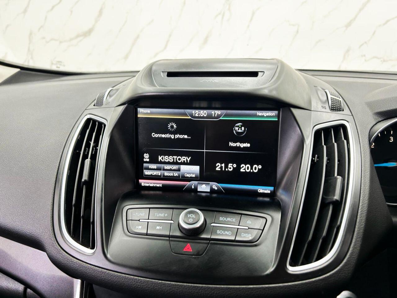 Ford C-Max view 16