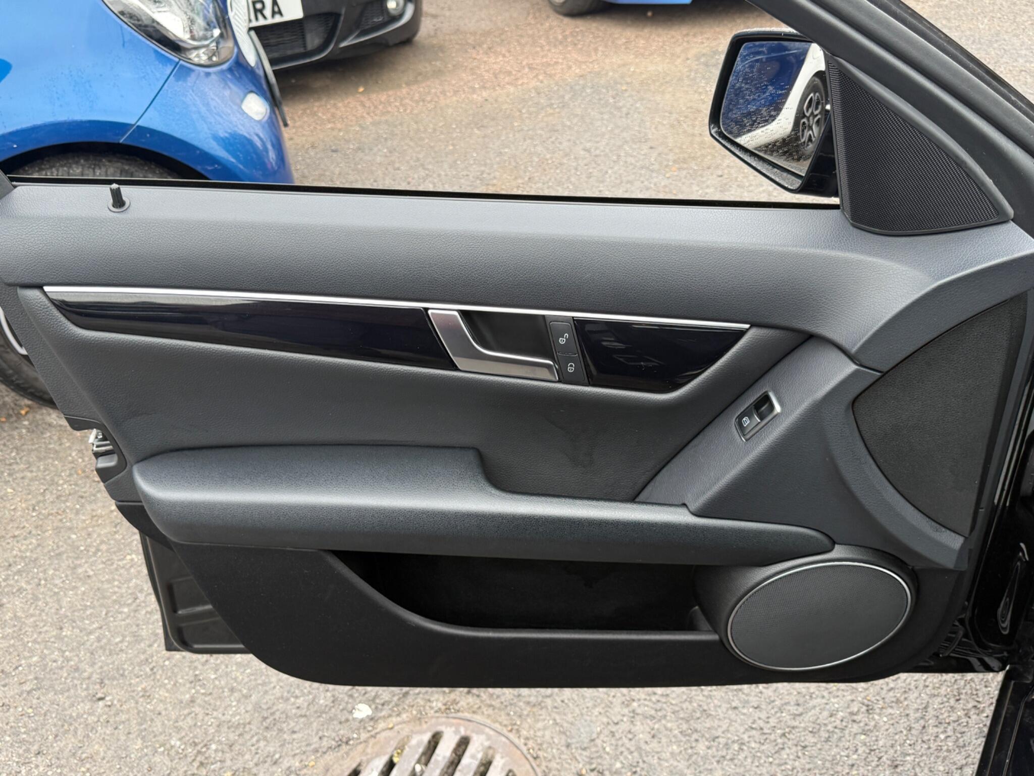Mercedes-Benz C Class - Image 46
