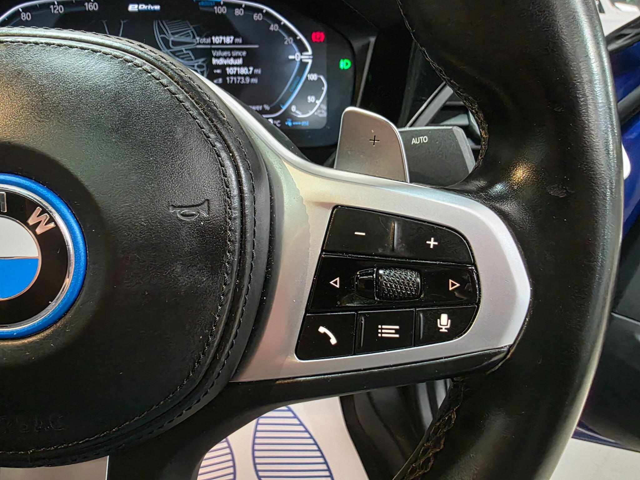 BMW 3 Series view 21