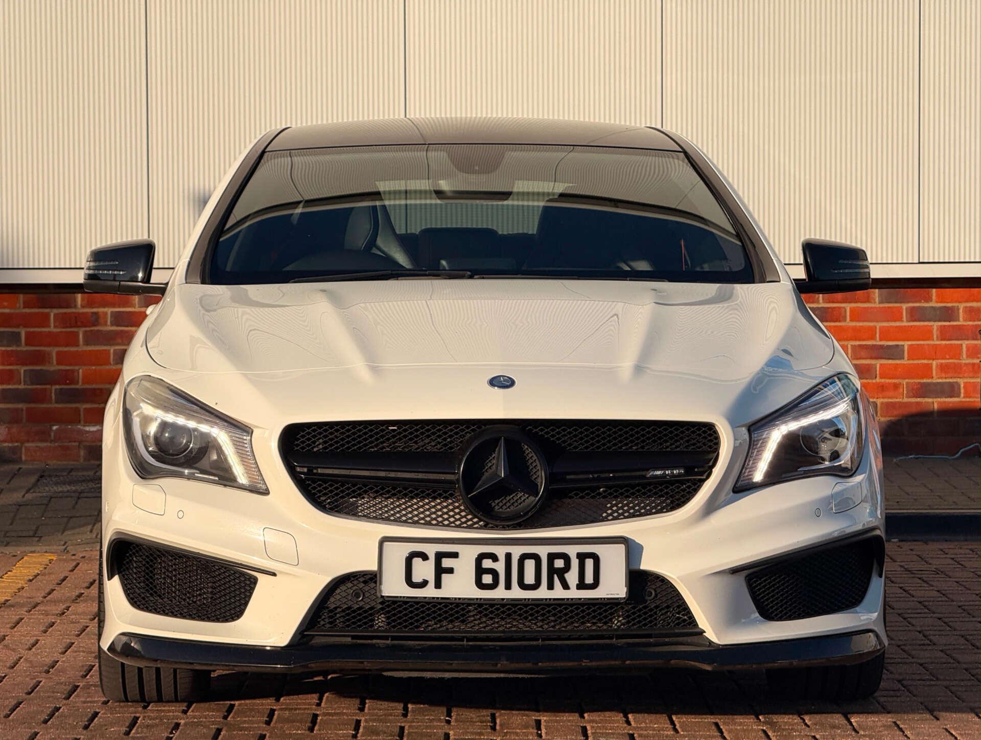 Mercedes-Benz Cla view 2