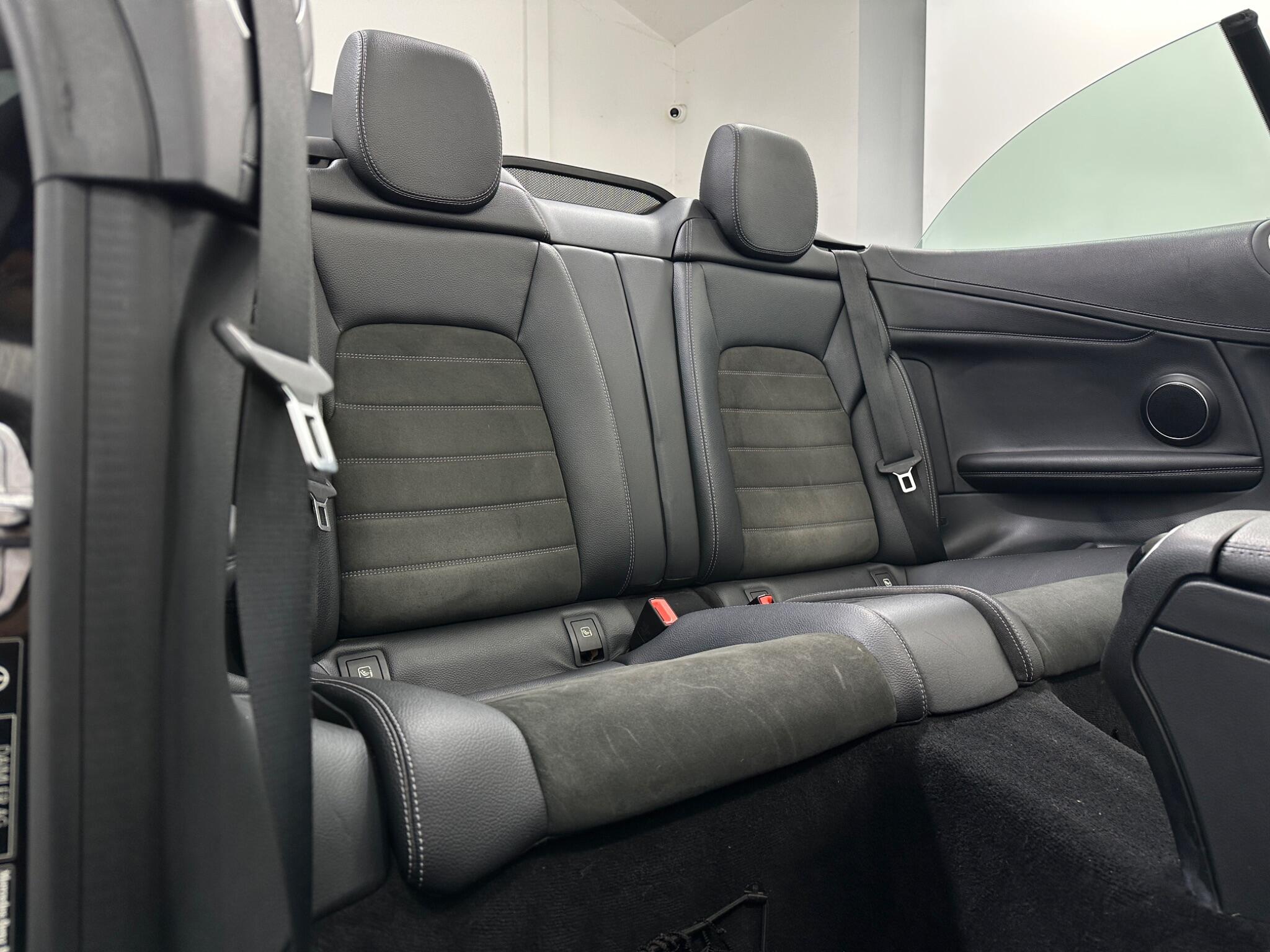 Mercedes-Benz C Class view 40