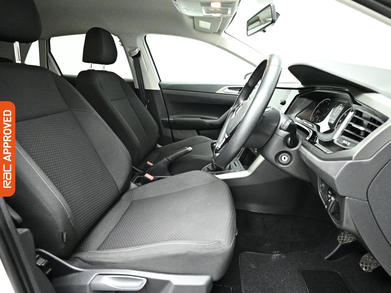 Volkswagen Polo view 12