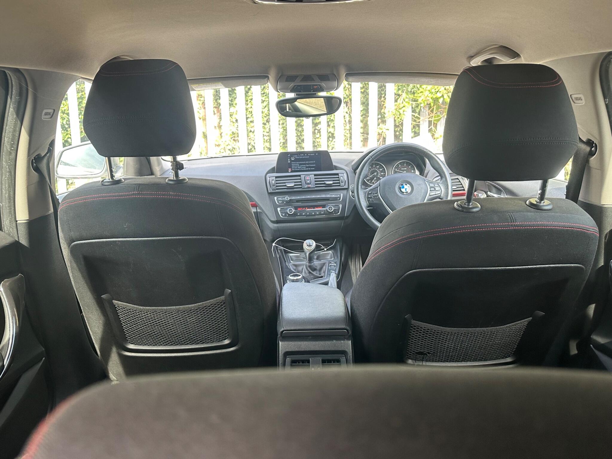BMW 1 Series view 8