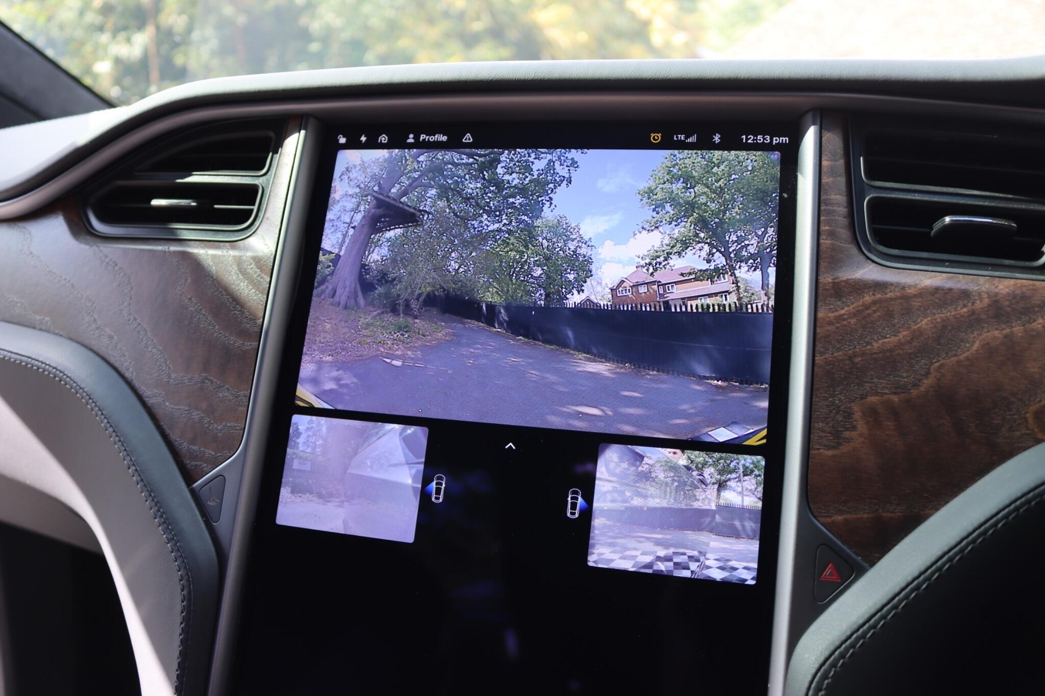 Tesla Model X view 57