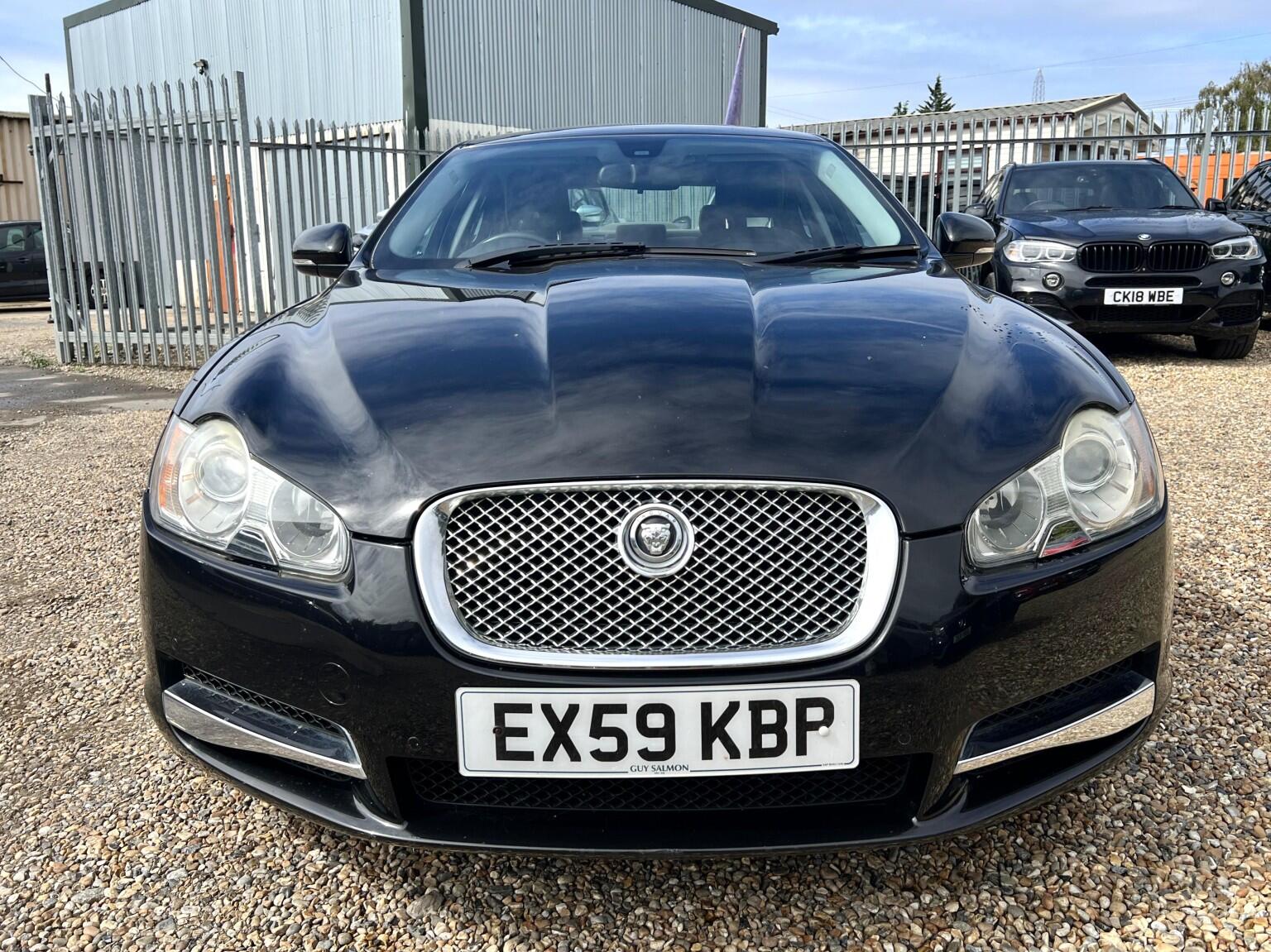 Jaguar XF view 11