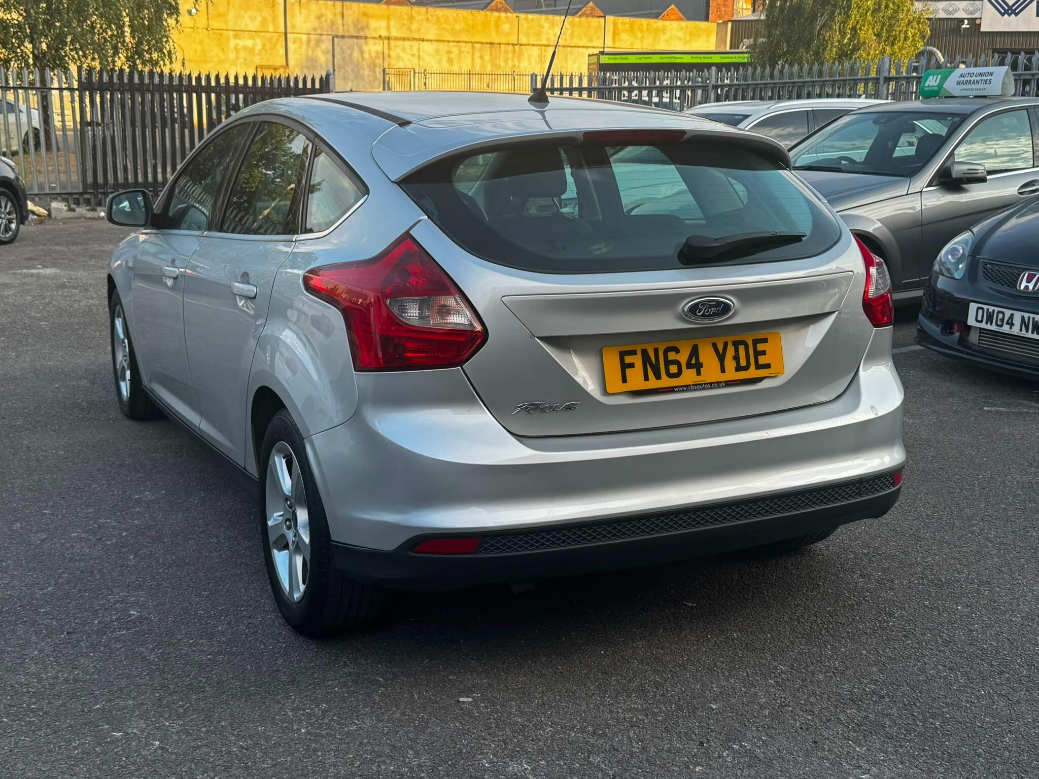 Ford Focus view 4