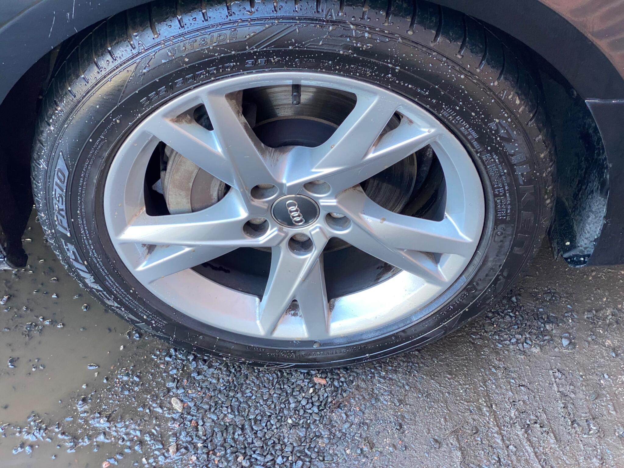 Audi A4 view 39