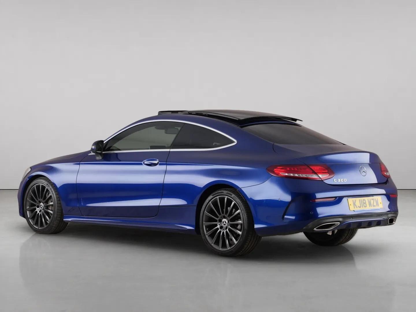 Mercedes-Benz C-Class view 8