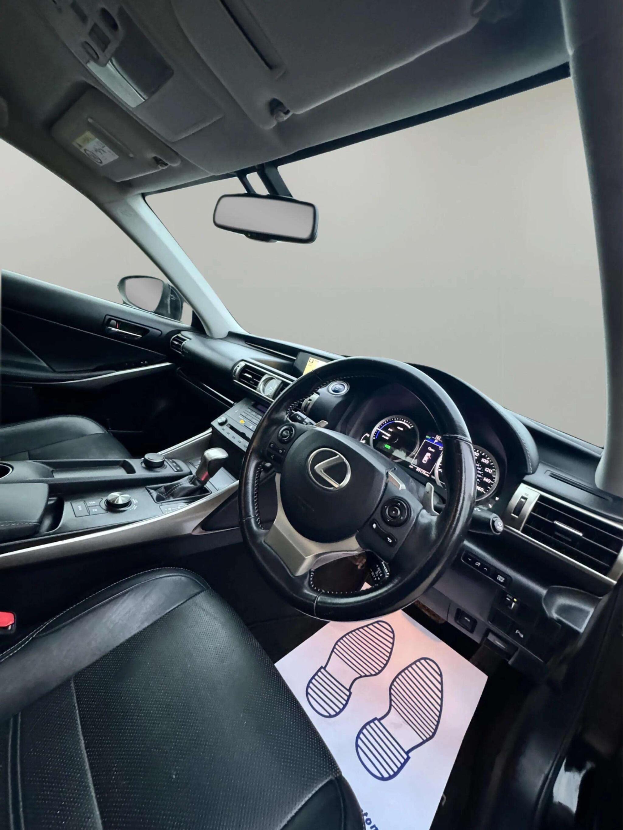 Lexus Is view 56