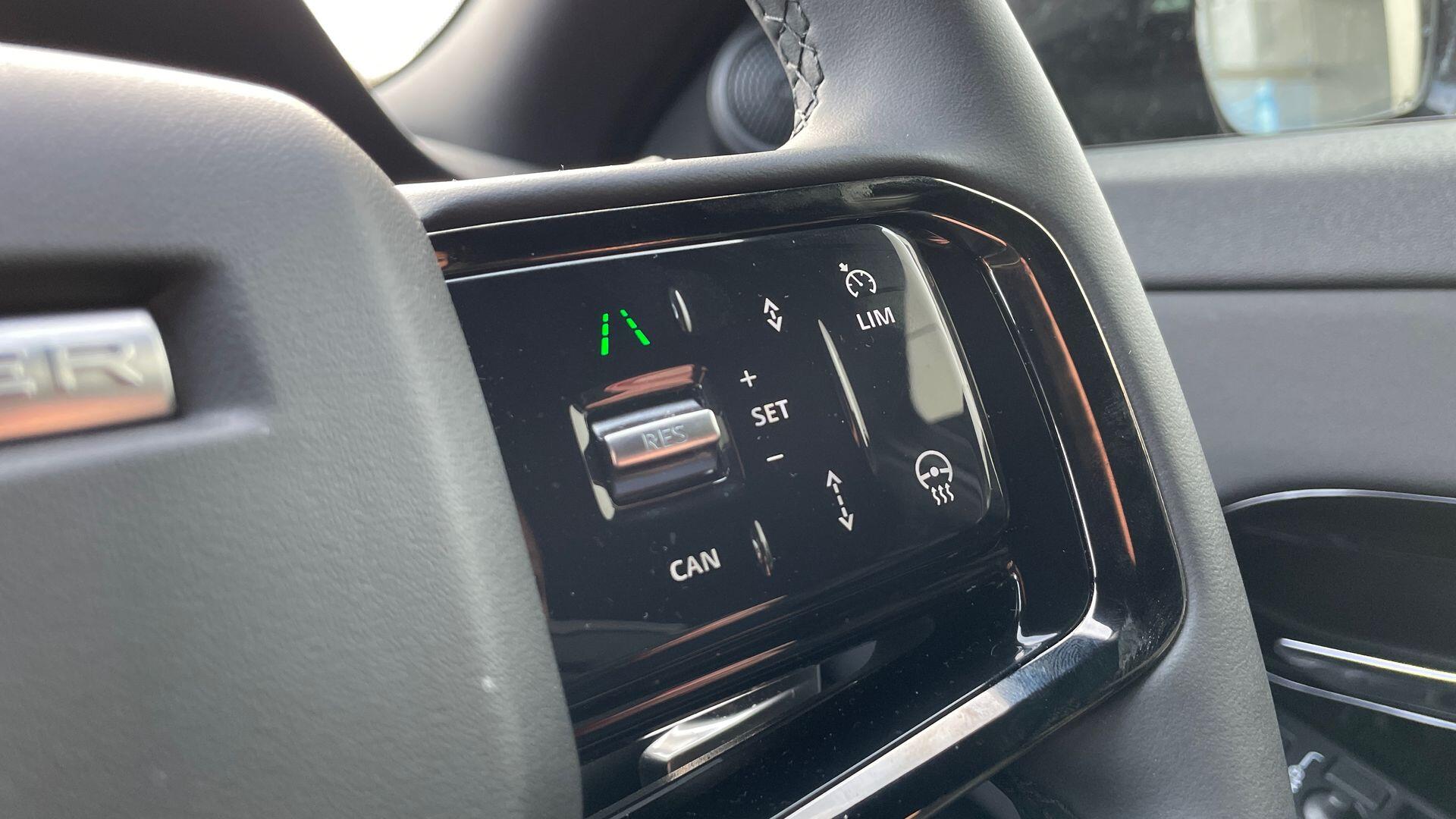 Land Rover Range Rover Evoque view 41