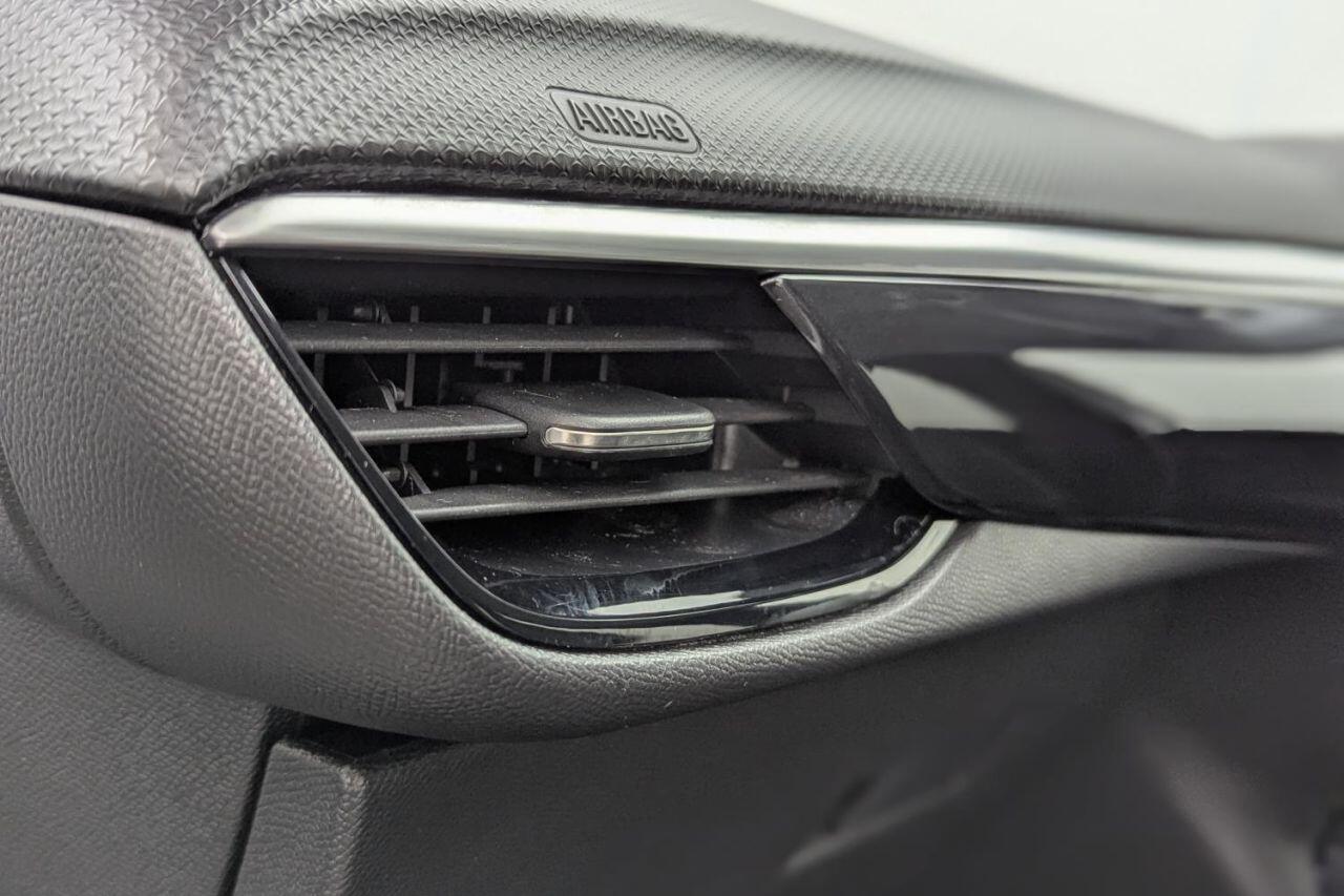 Vauxhall Corsa view 19