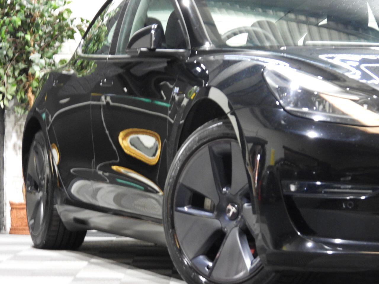 Tesla Model 3 view 7