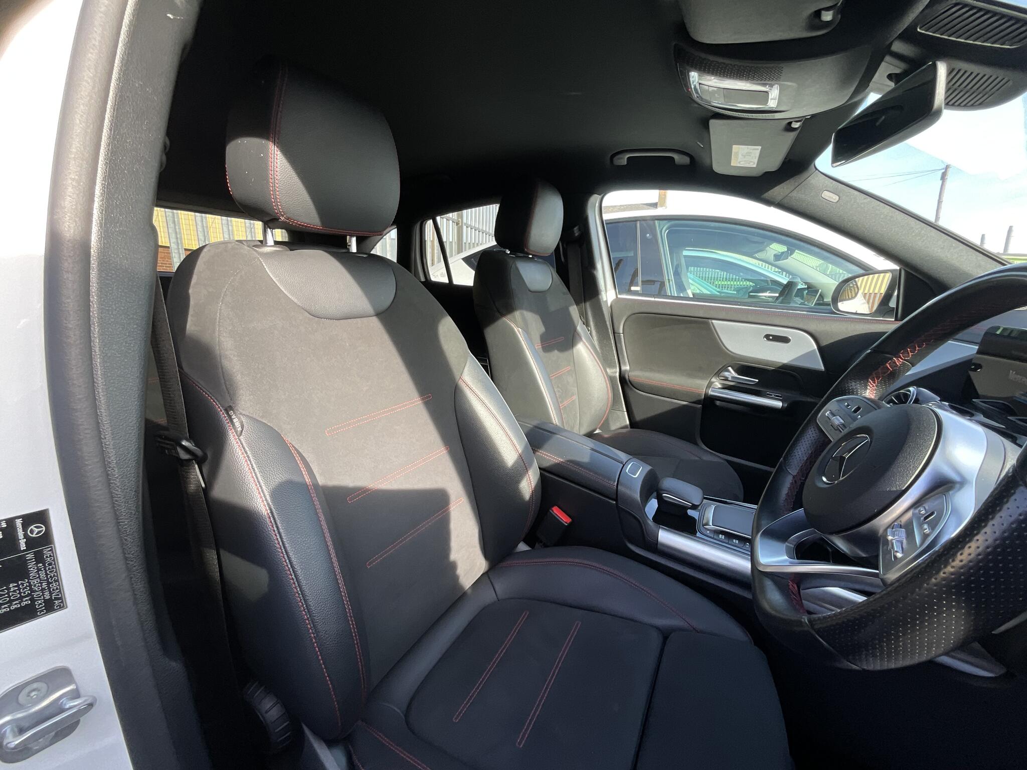 Mercedes-Benz Eqa view 8