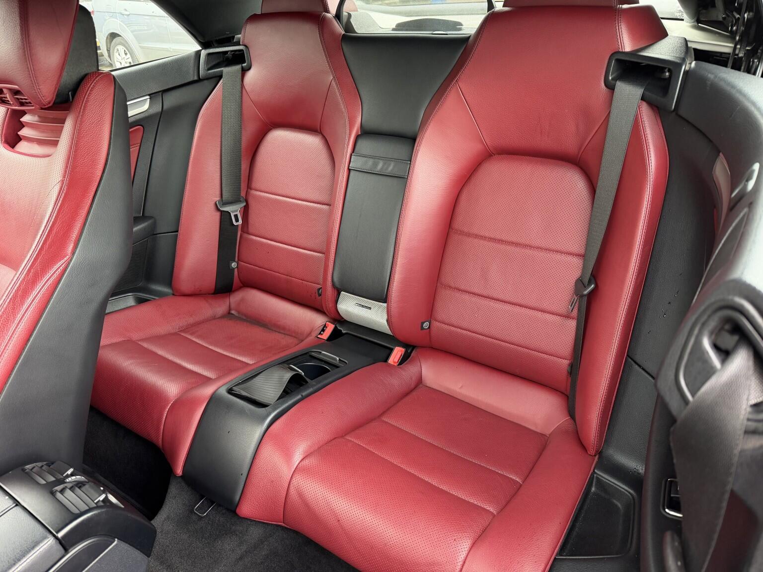 Mercedes-Benz E-Class view 27