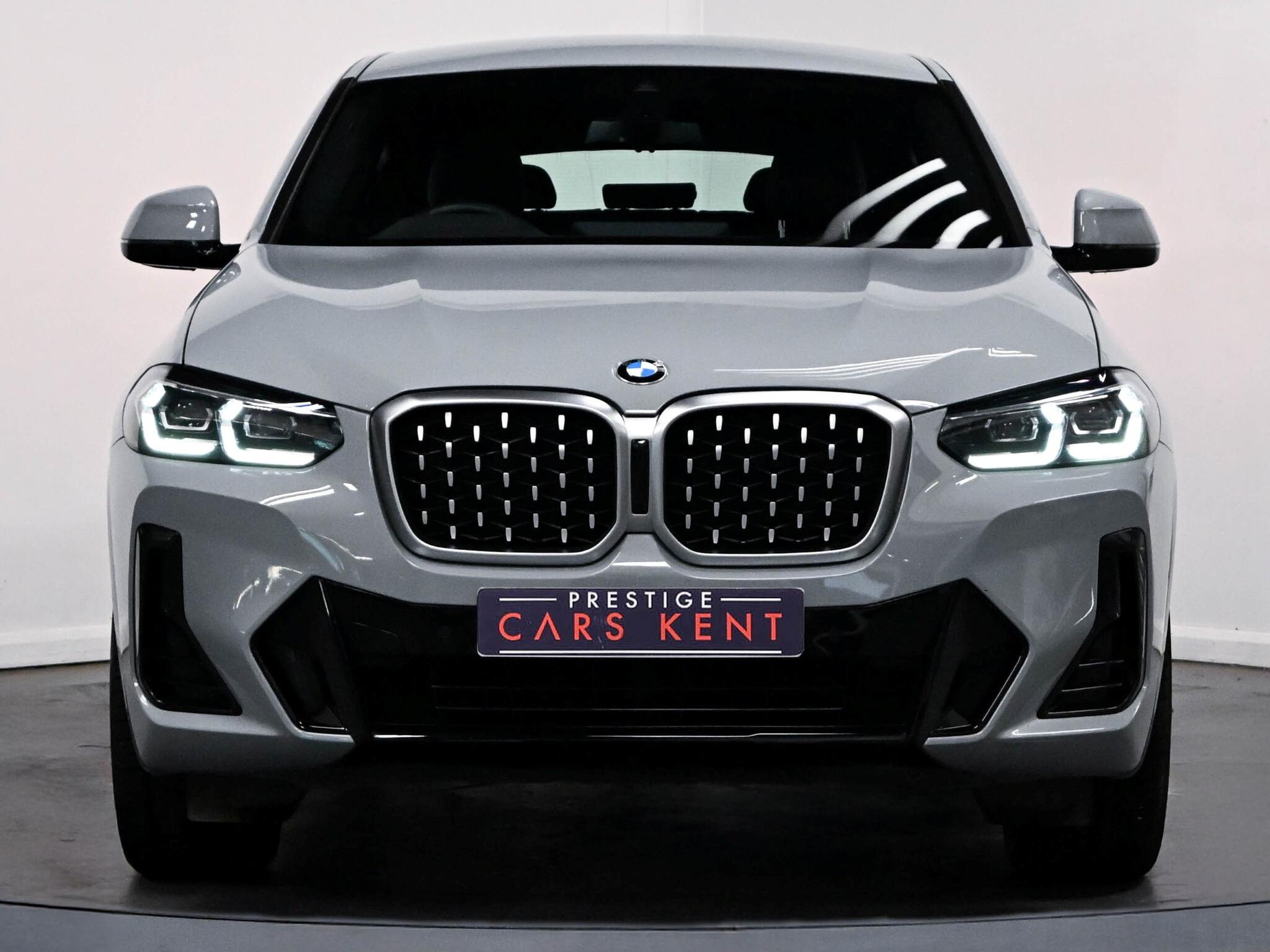 BMW X4 view 34