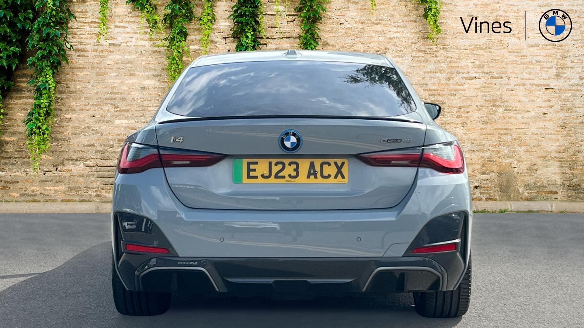 BMW i4 view 15