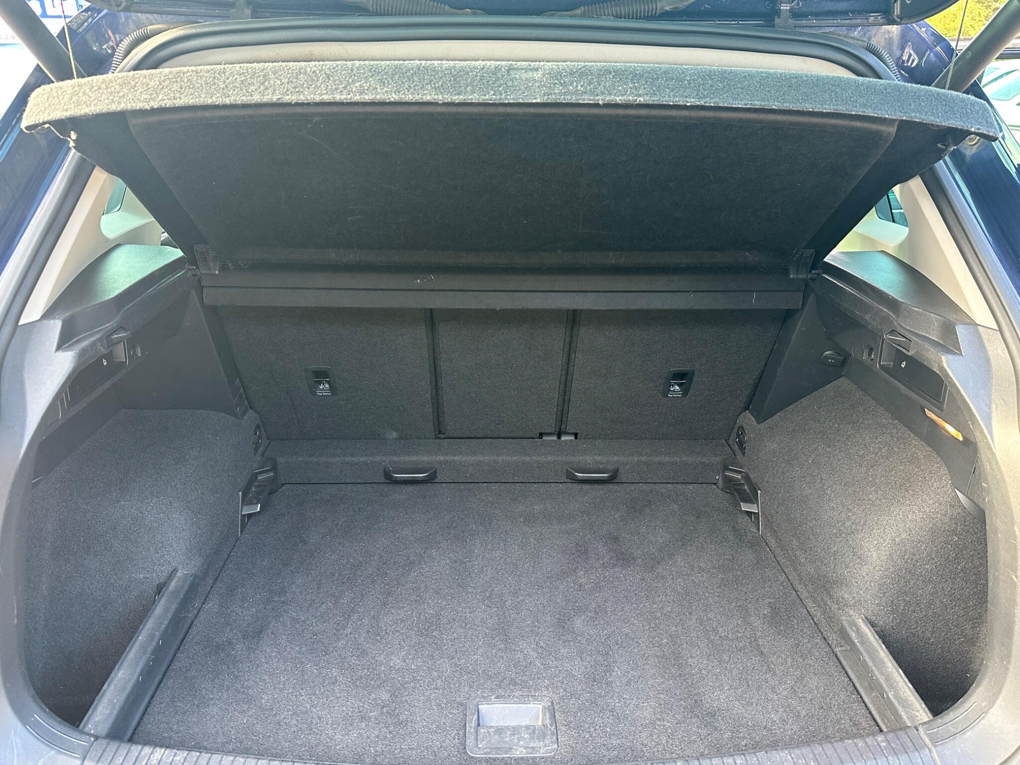 Volkswagen Tiguan view 17
