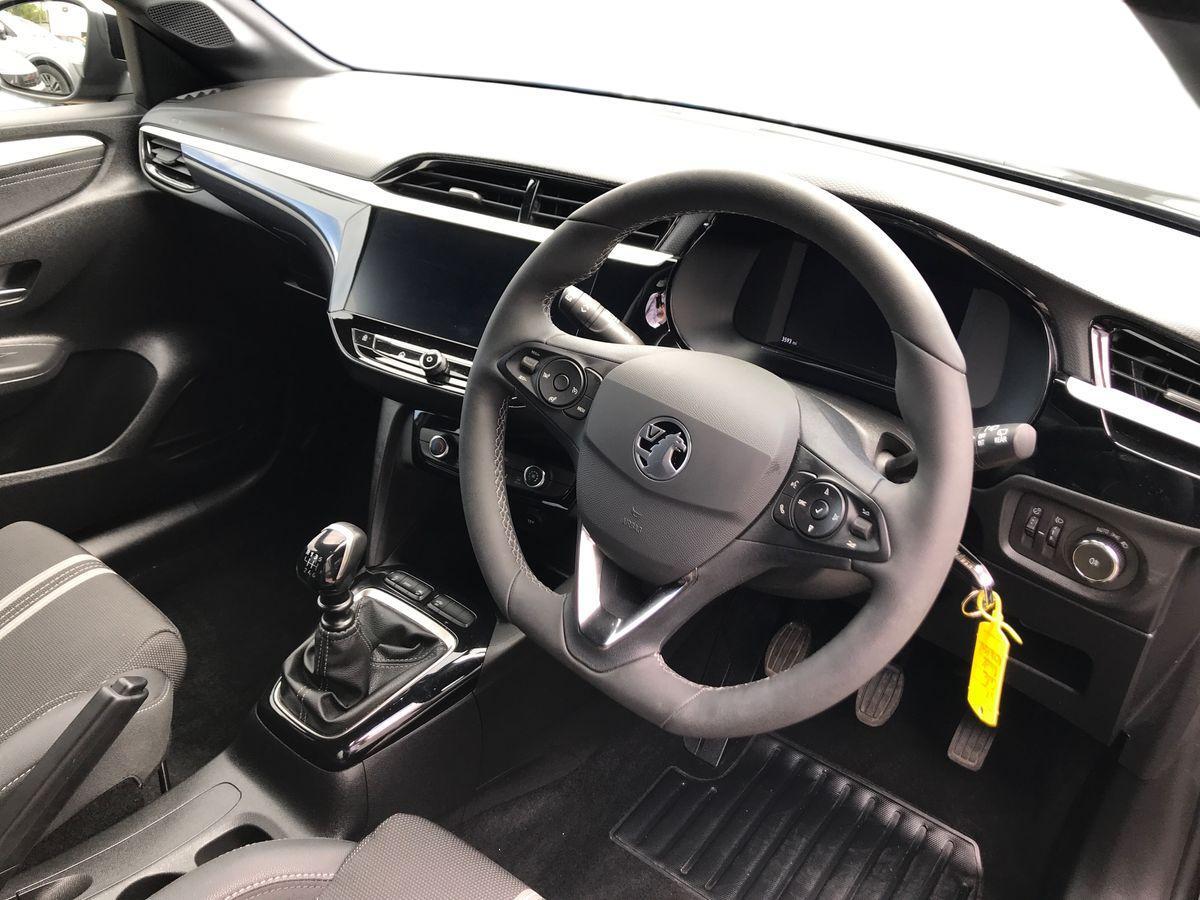 Vauxhall Corsa view 3