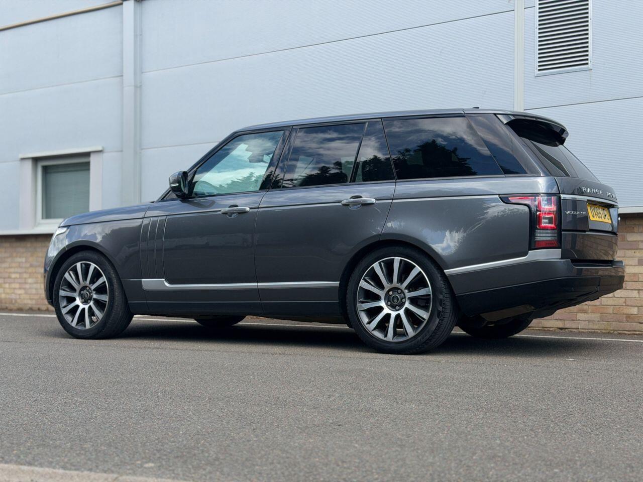 Land Rover Range Rover view 126