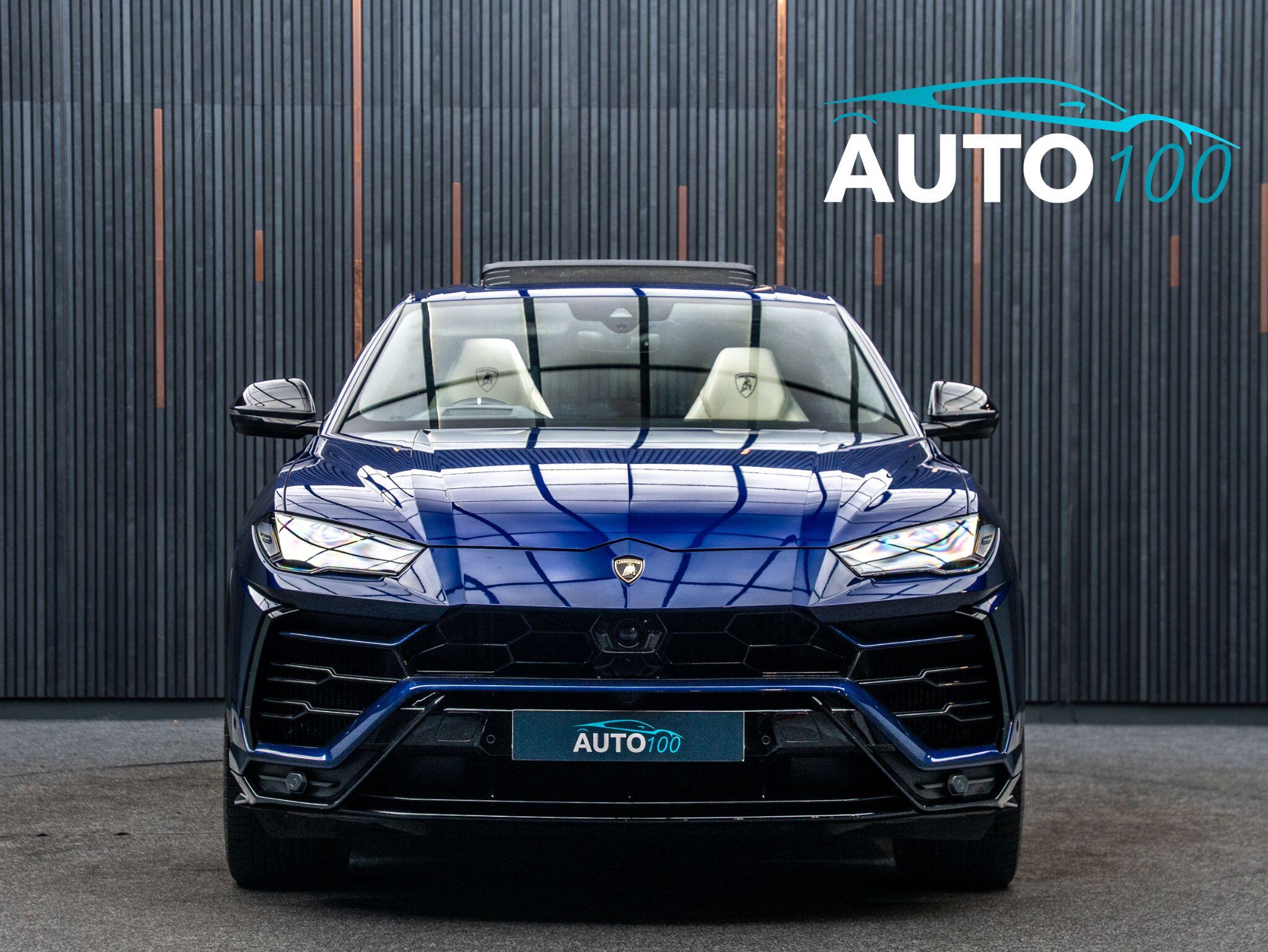 Lamborghini Urus view 11