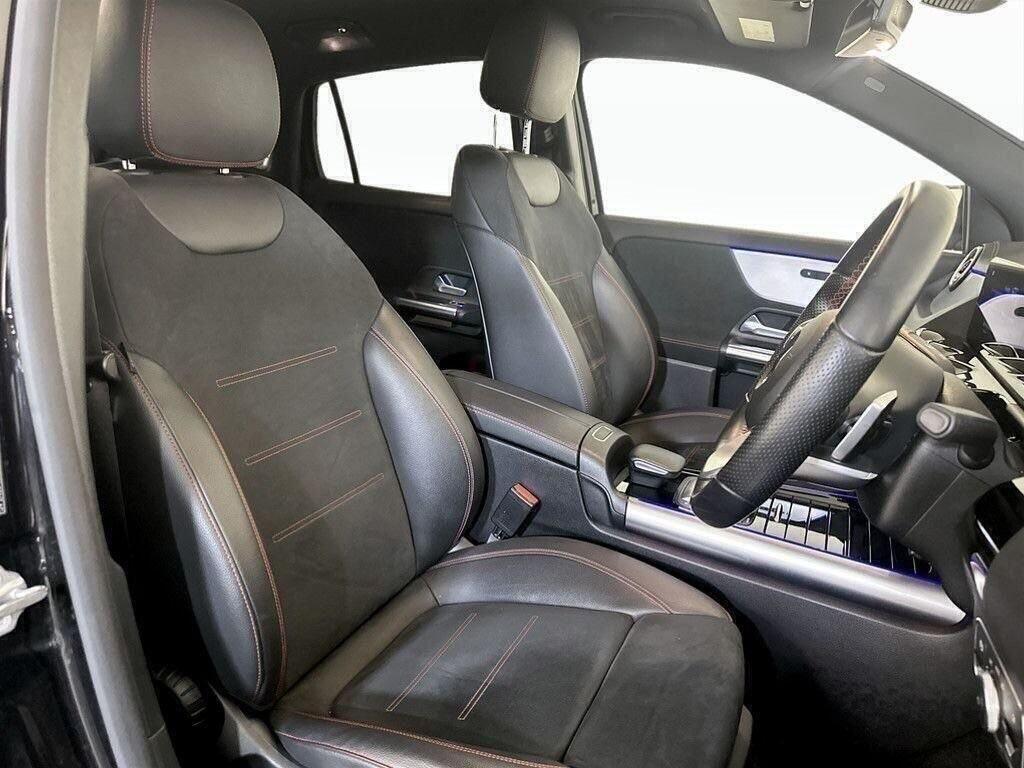 Mercedes-Benz EQA view 7