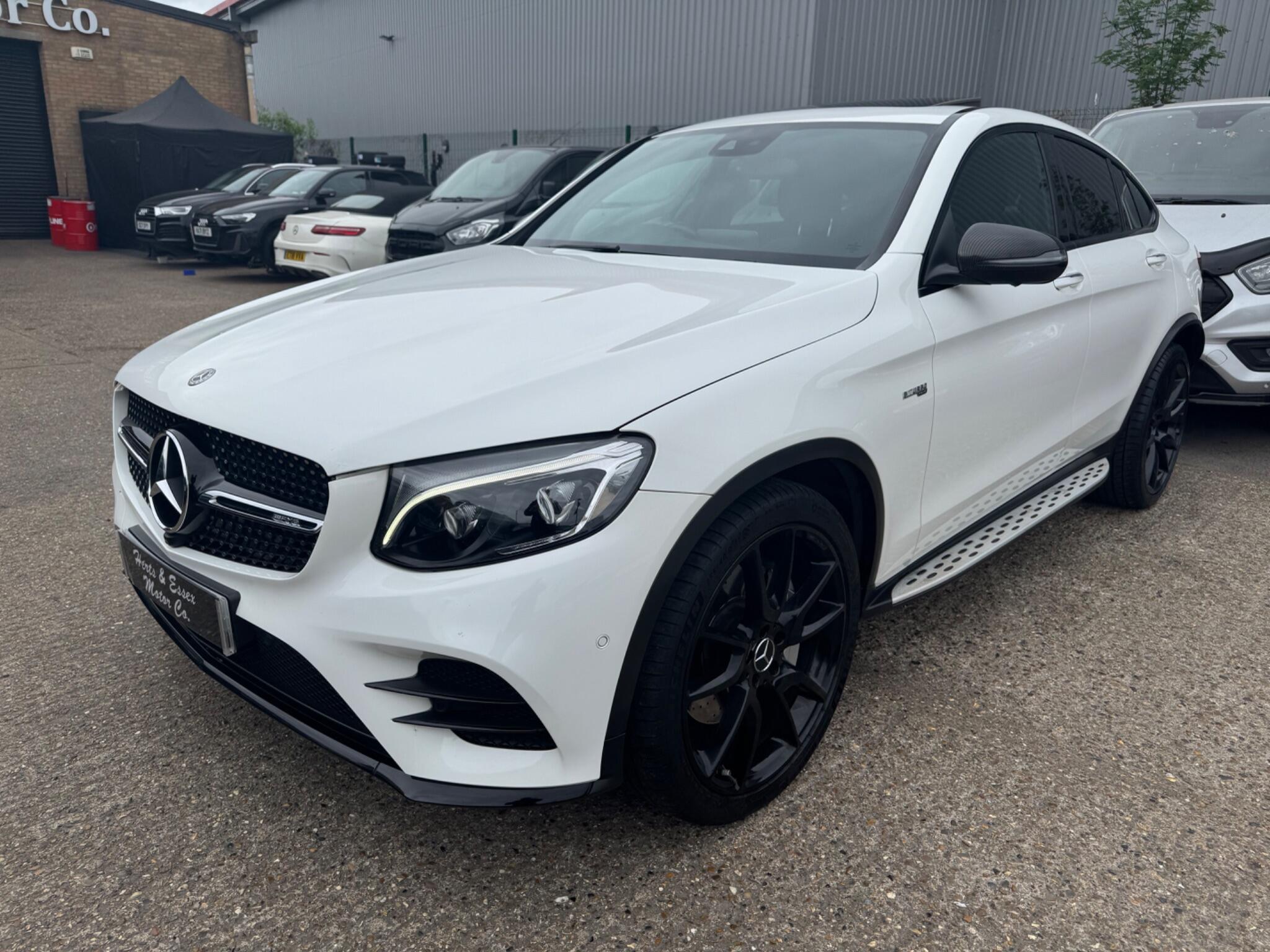 Mercedes-Benz GLC view 3