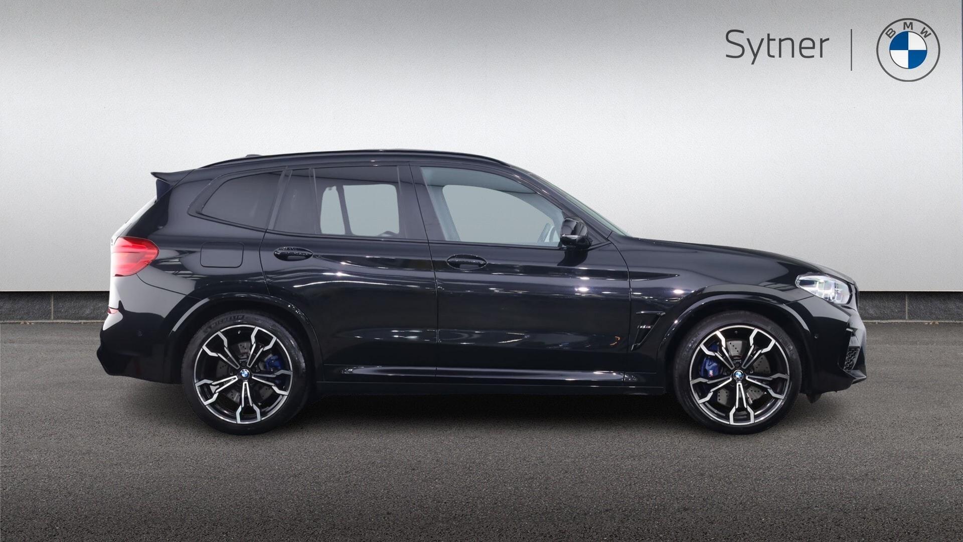 BMW X3 M view 3