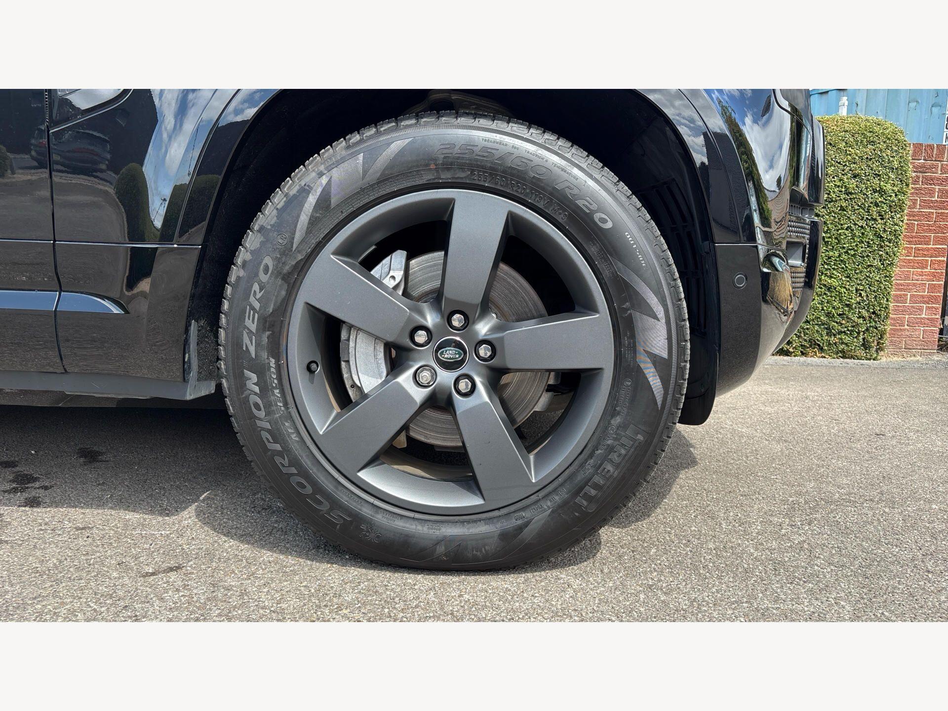Land Rover Defender view 9