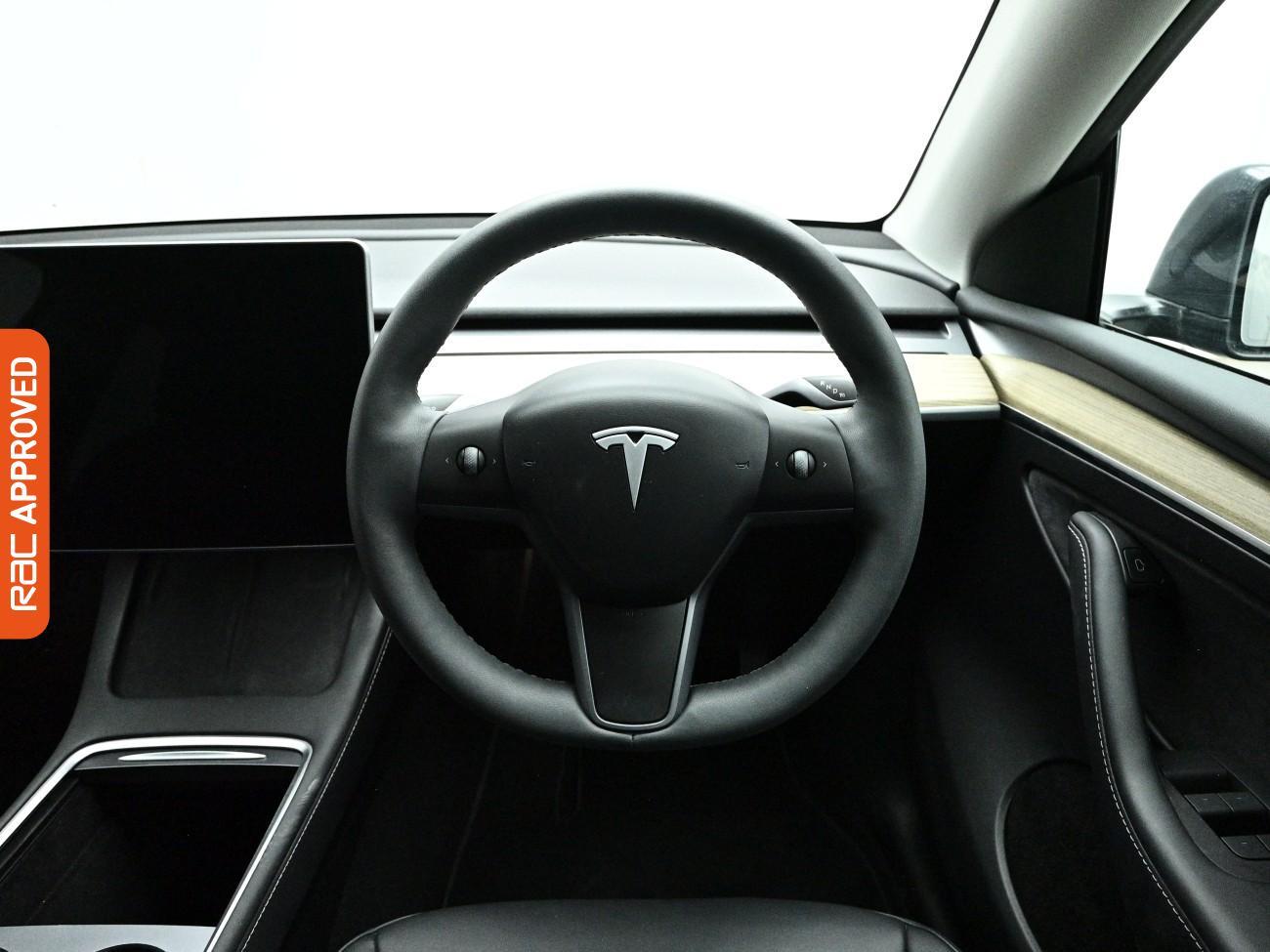 Tesla Model Y view 10