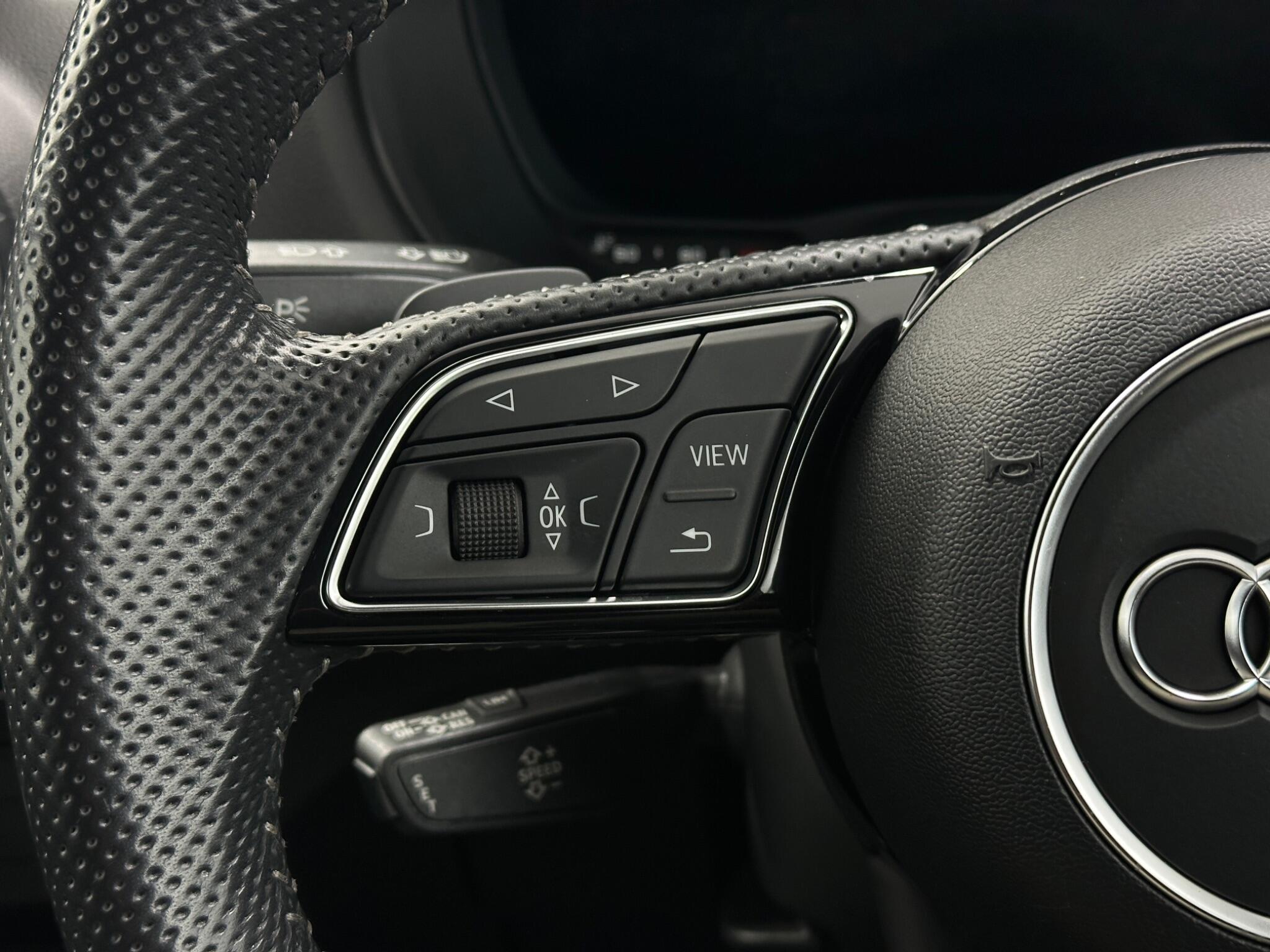 Audi Q2 view 15