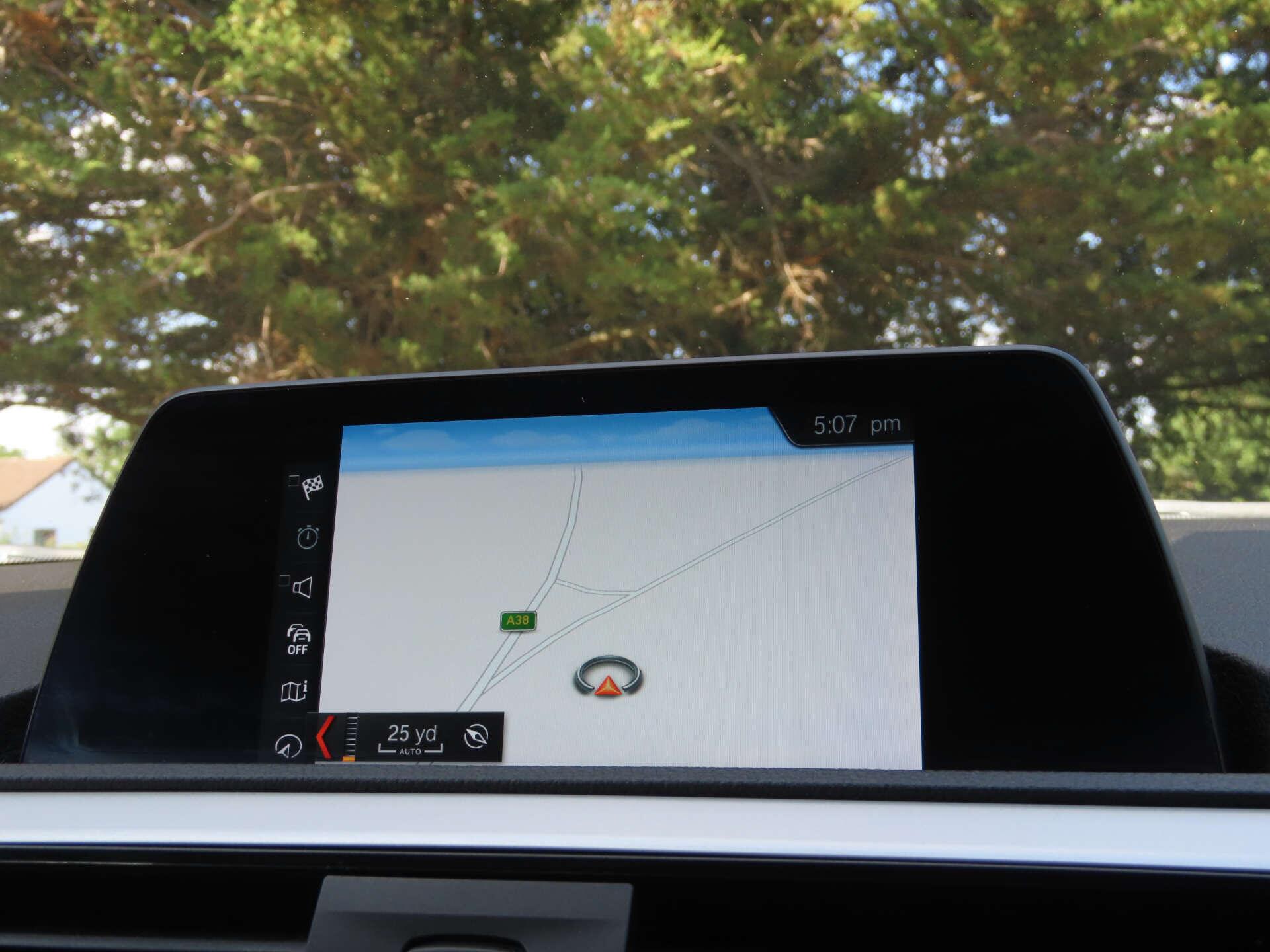 BMW 1 Series view 12