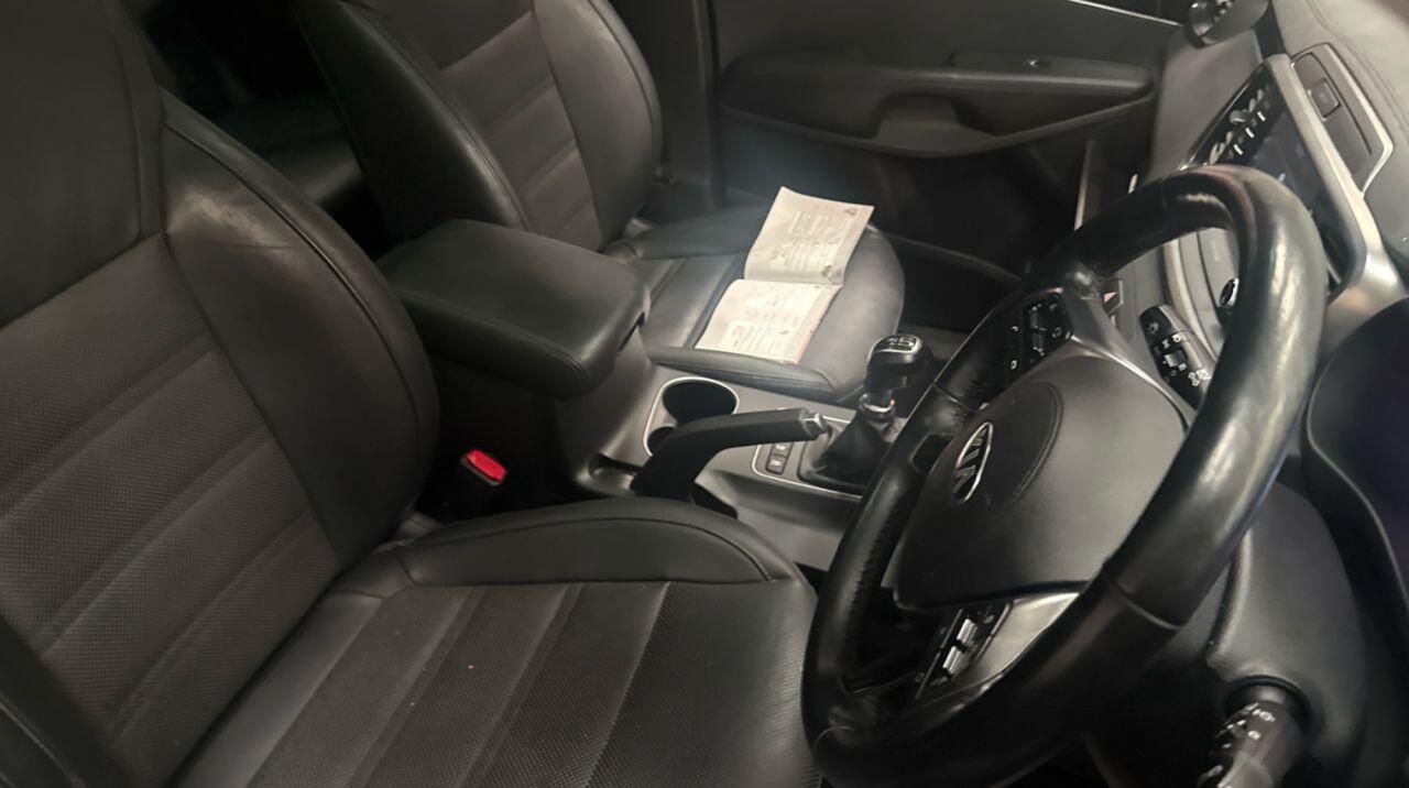 Kia Sorento view 5