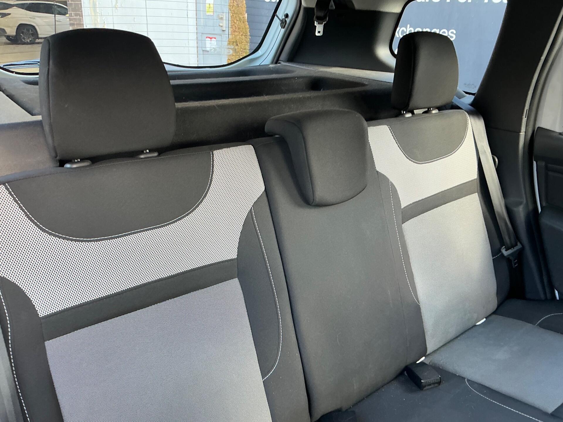 Dacia Duster view 4