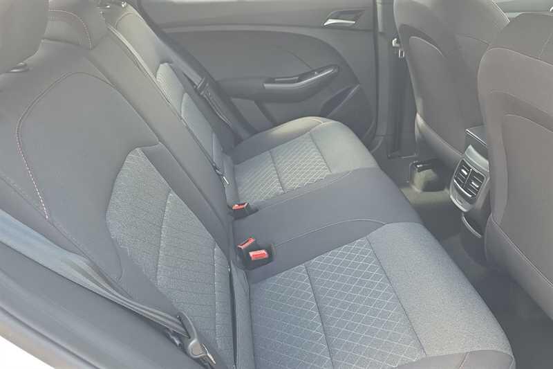 MG MG3 view 27