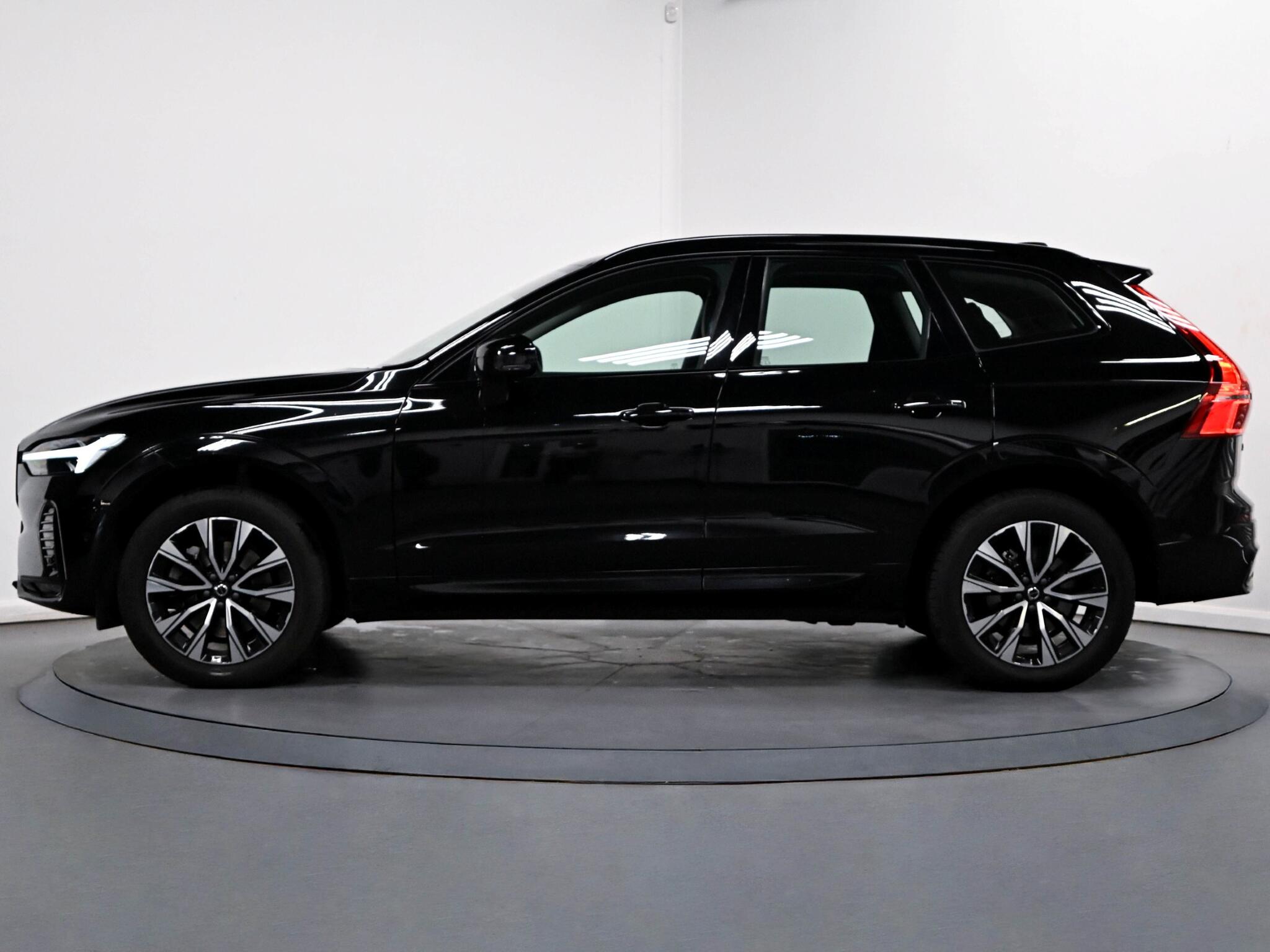 Volvo XC60 view 6