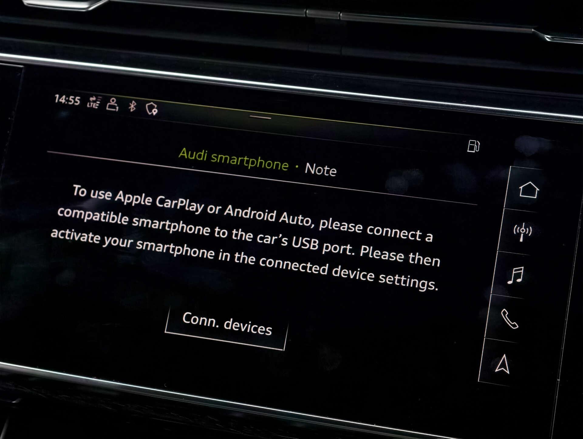 Audi Q8 view 47
