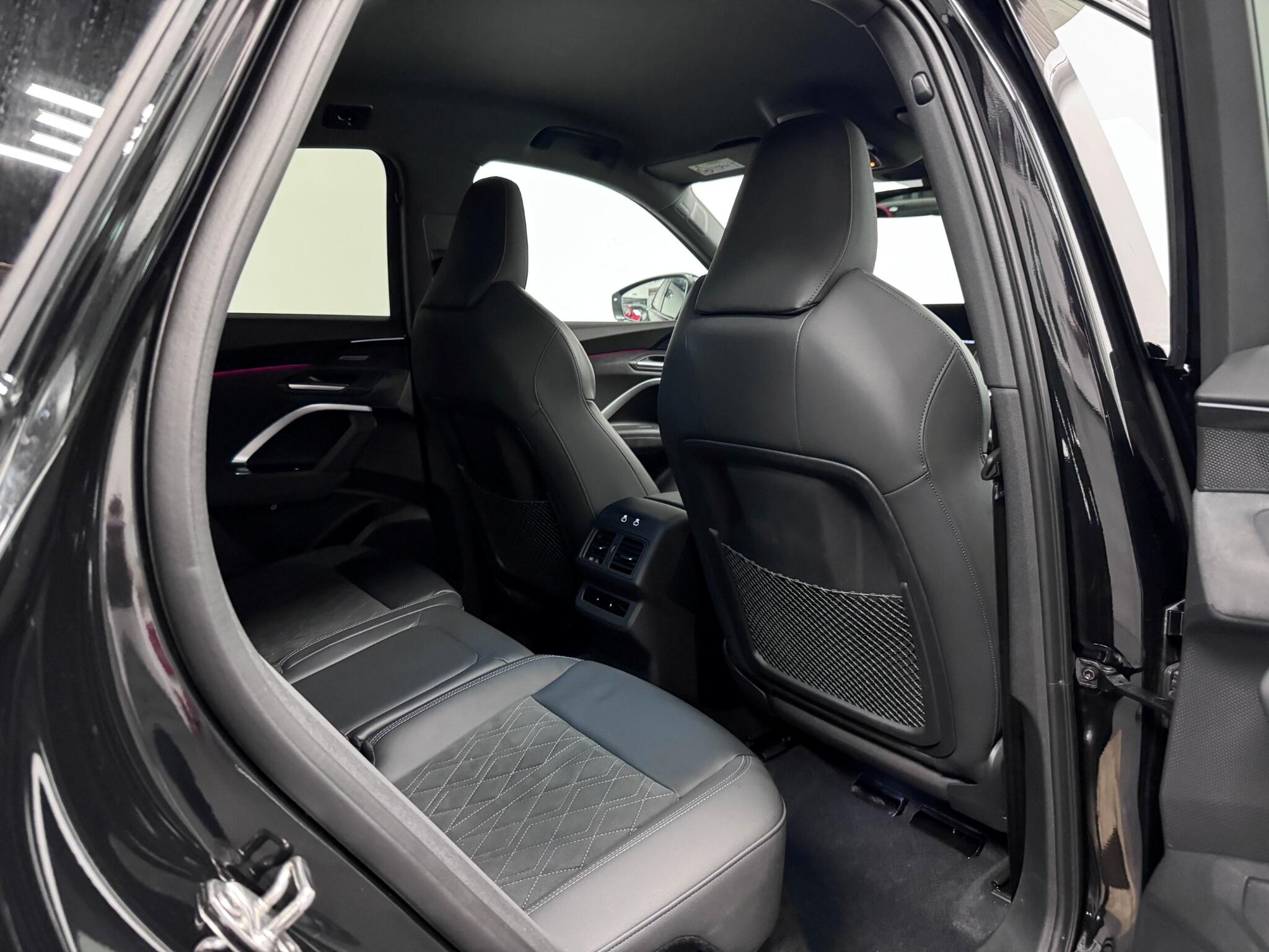 Audi Q5 view 29