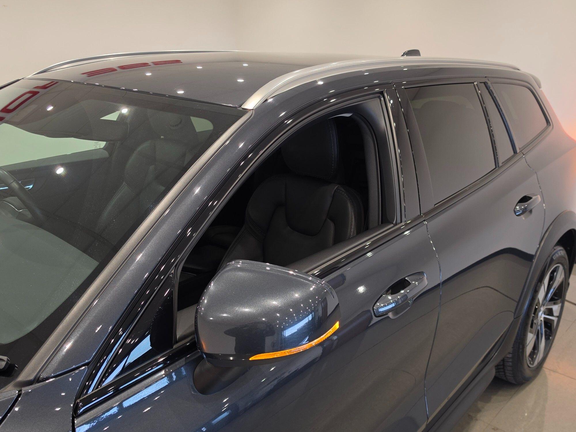 Volvo V60 Cross Country view 61