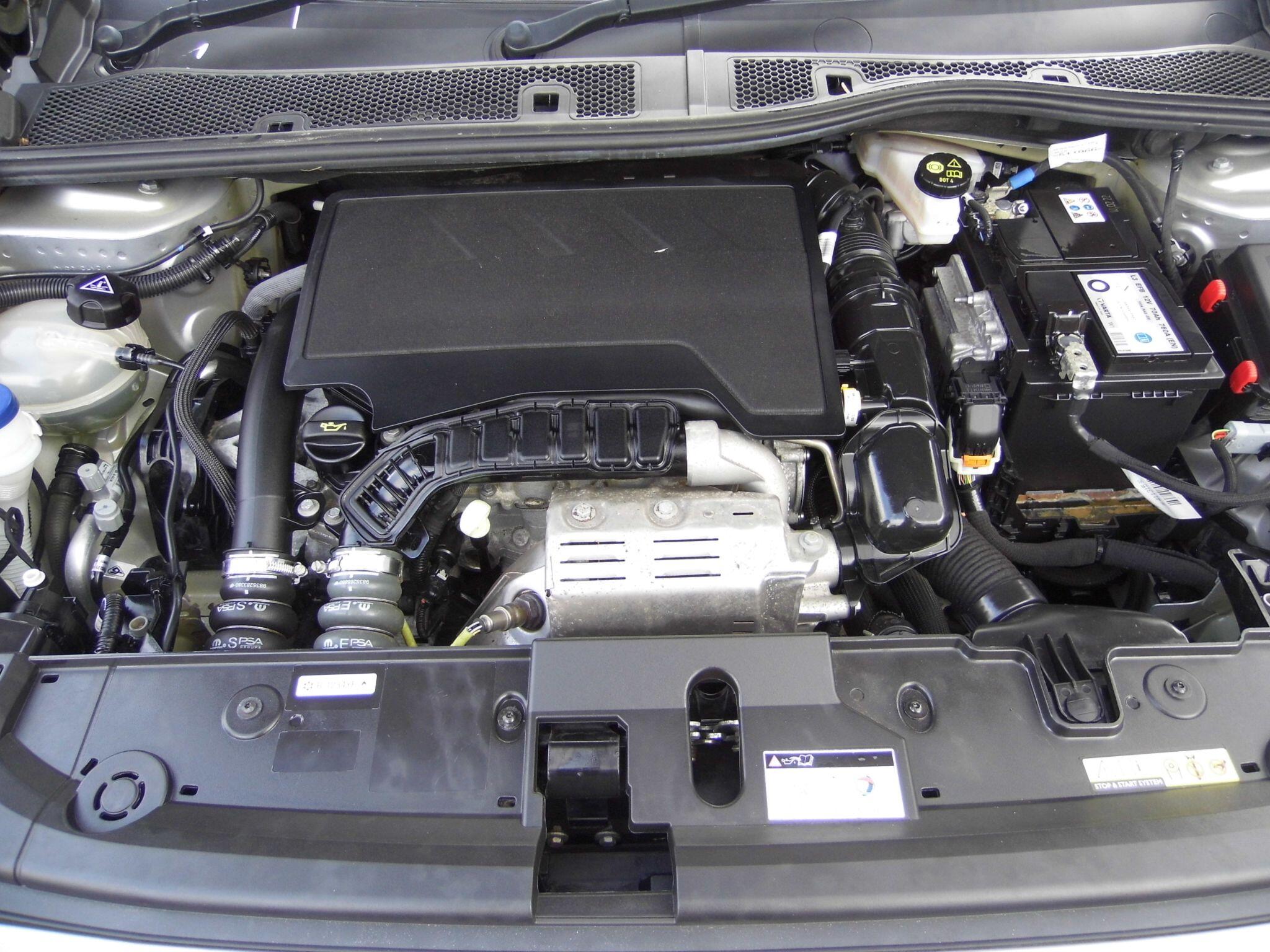 Peugeot 208 view 15