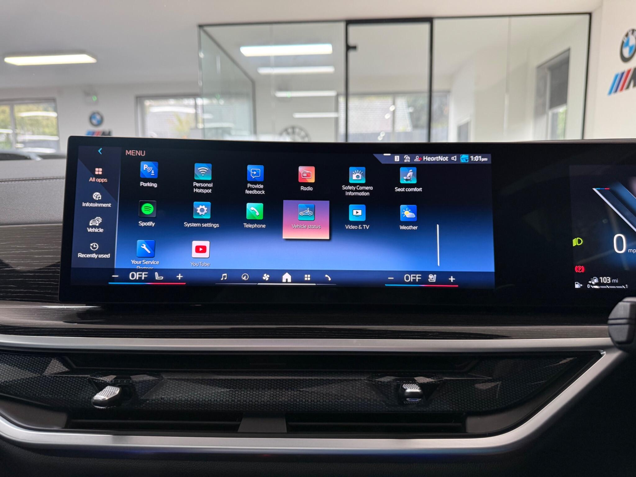 BMW X5 view 20