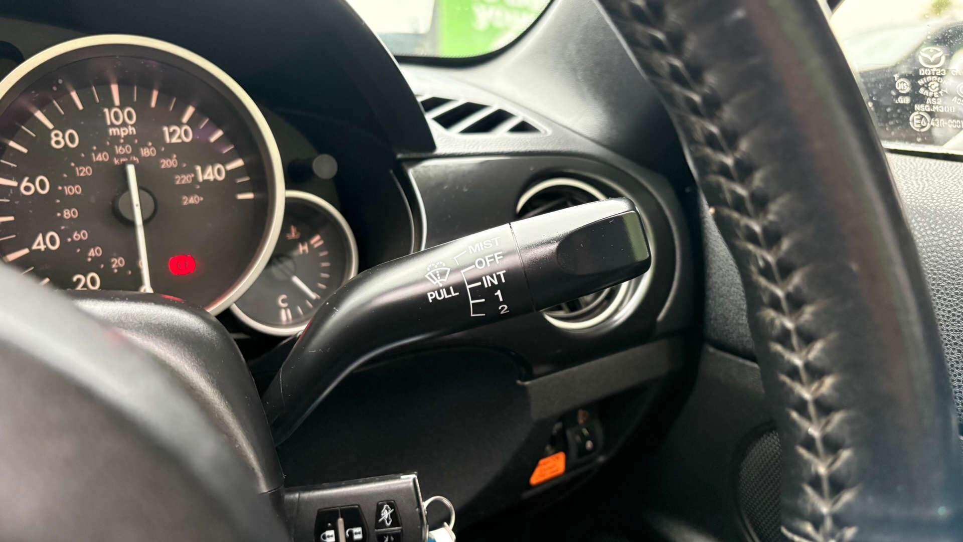Mazda MX-5 view 16