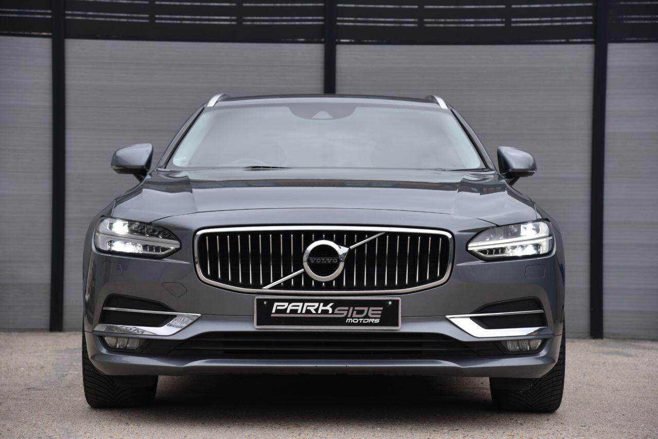 Volvo V90 view 4