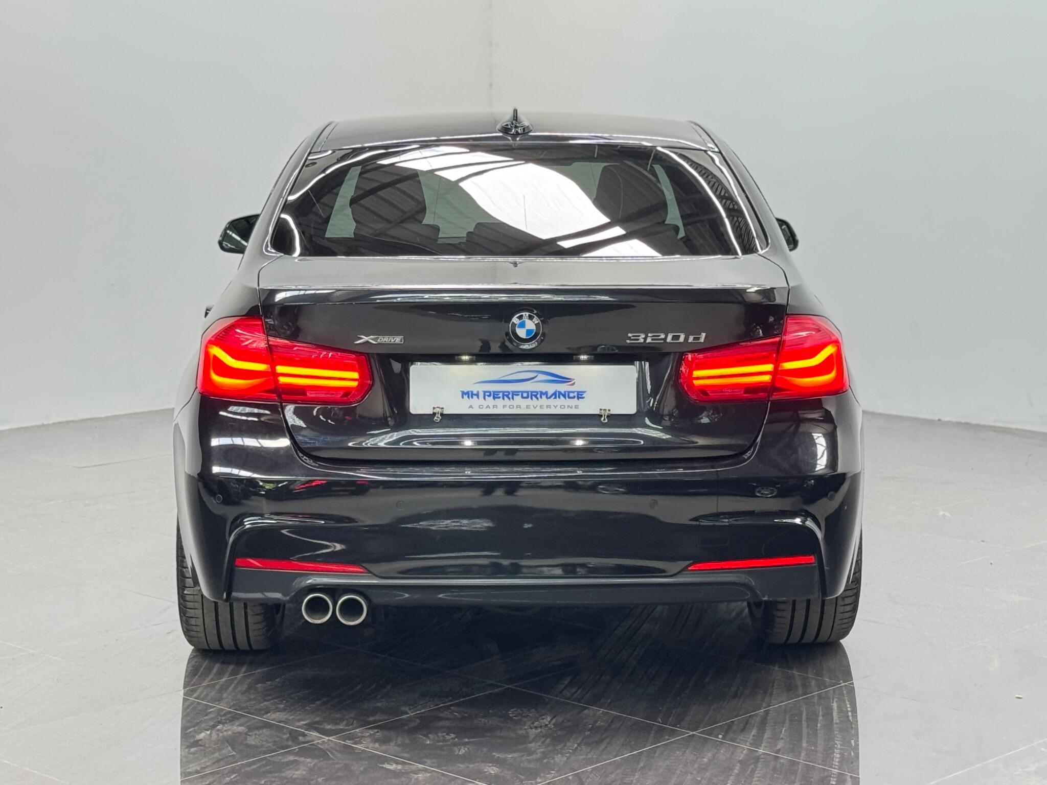 BMW 3 Series view 40